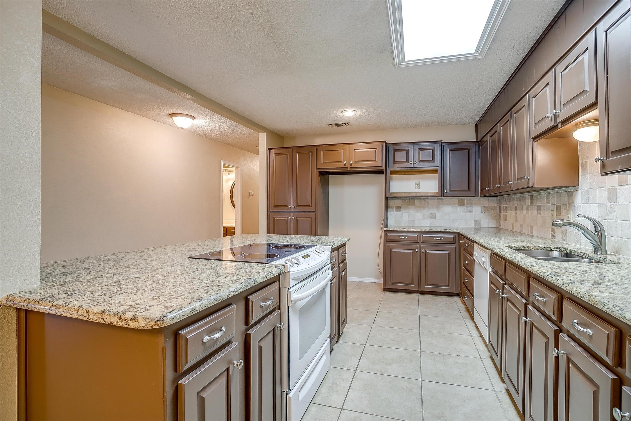 4860 Ledgestone Court Fort Worth TX 76132