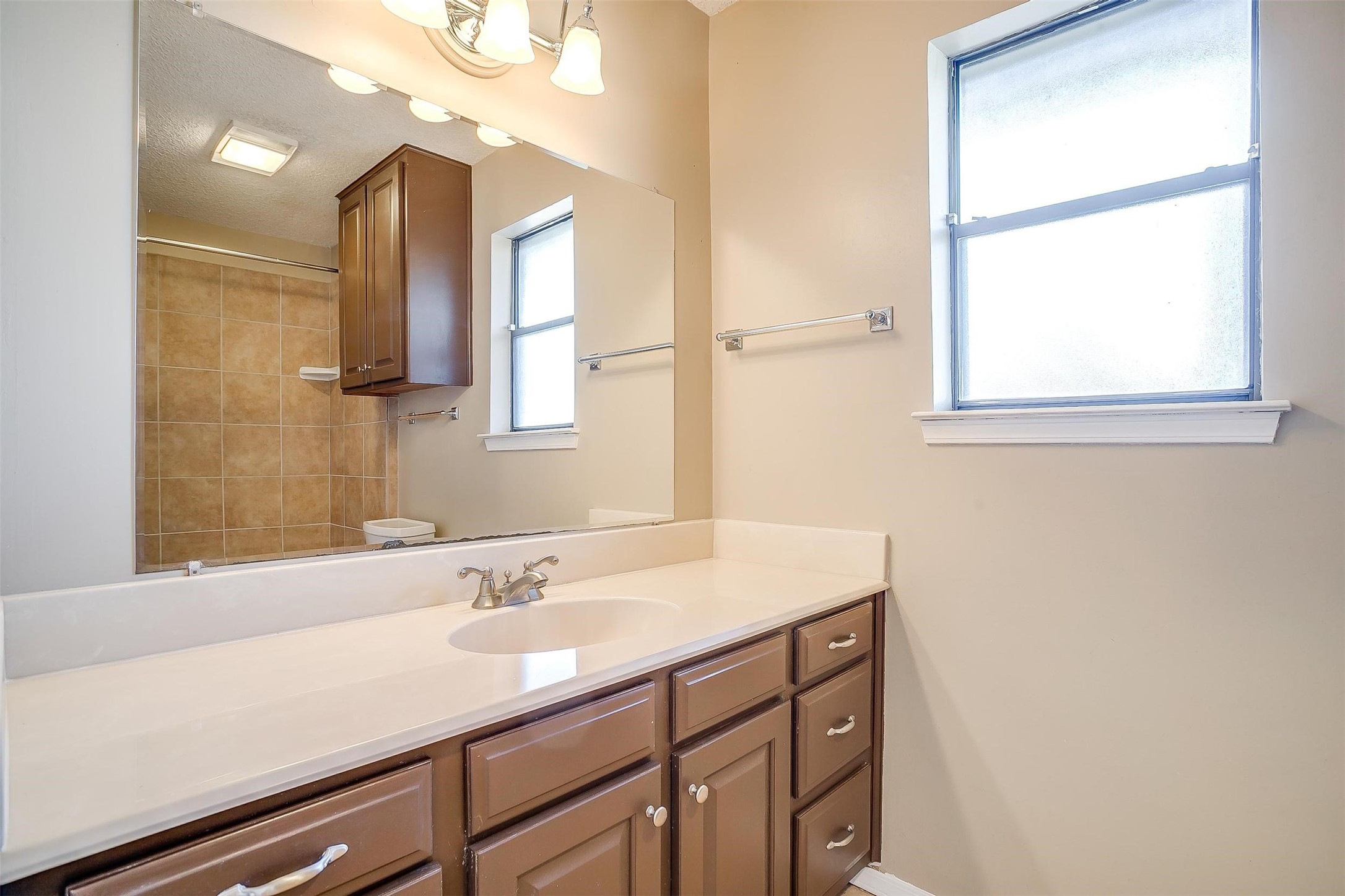 4860 Ledgestone Court Fort Worth TX 76132