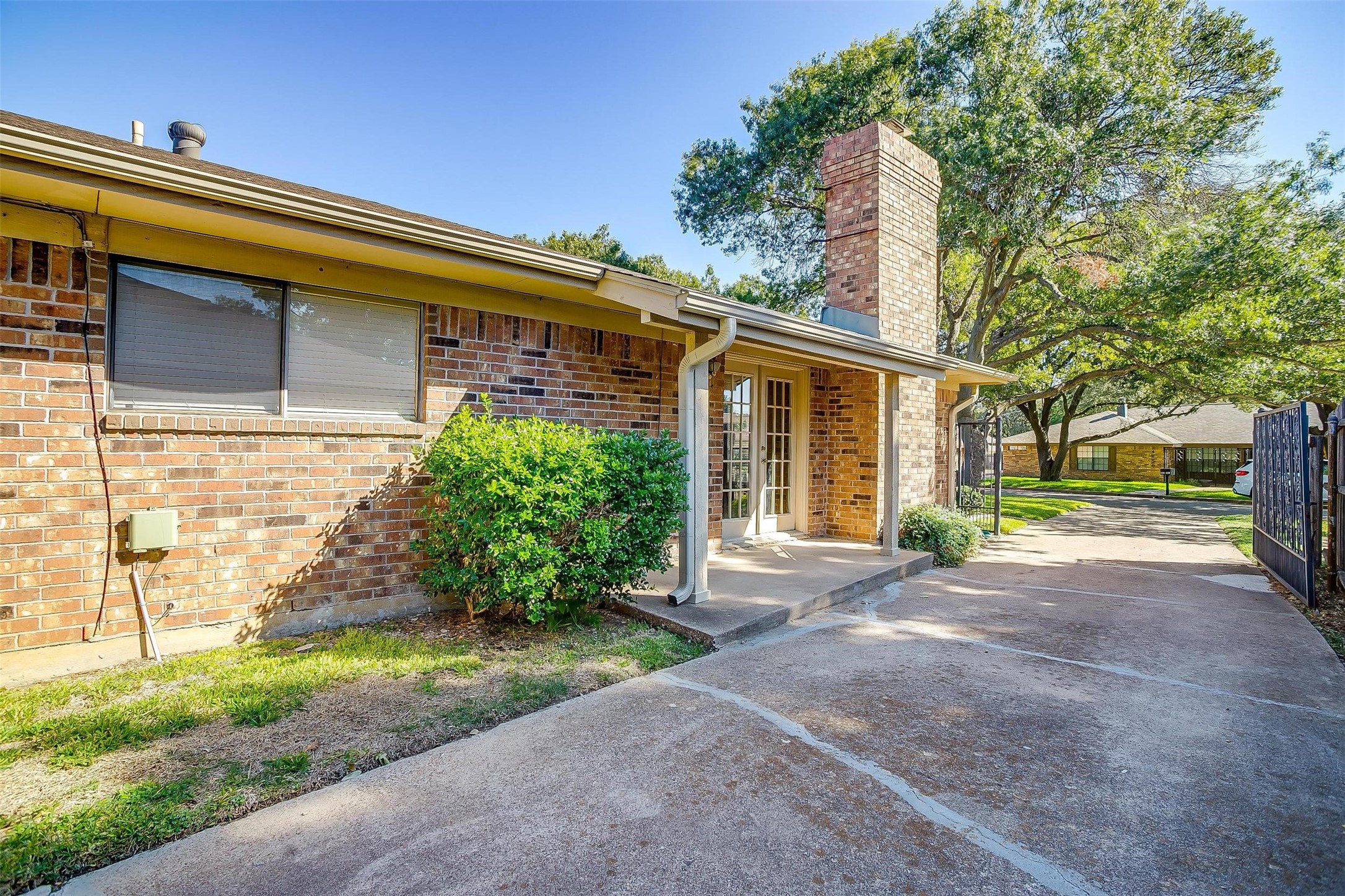 4860 Ledgestone Court Fort Worth TX 76132