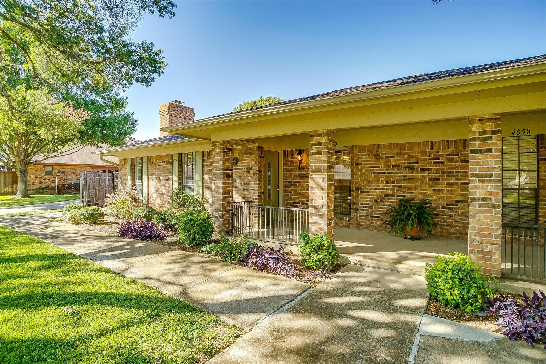 4860 Ledgestone Court Fort Worth TX 76132