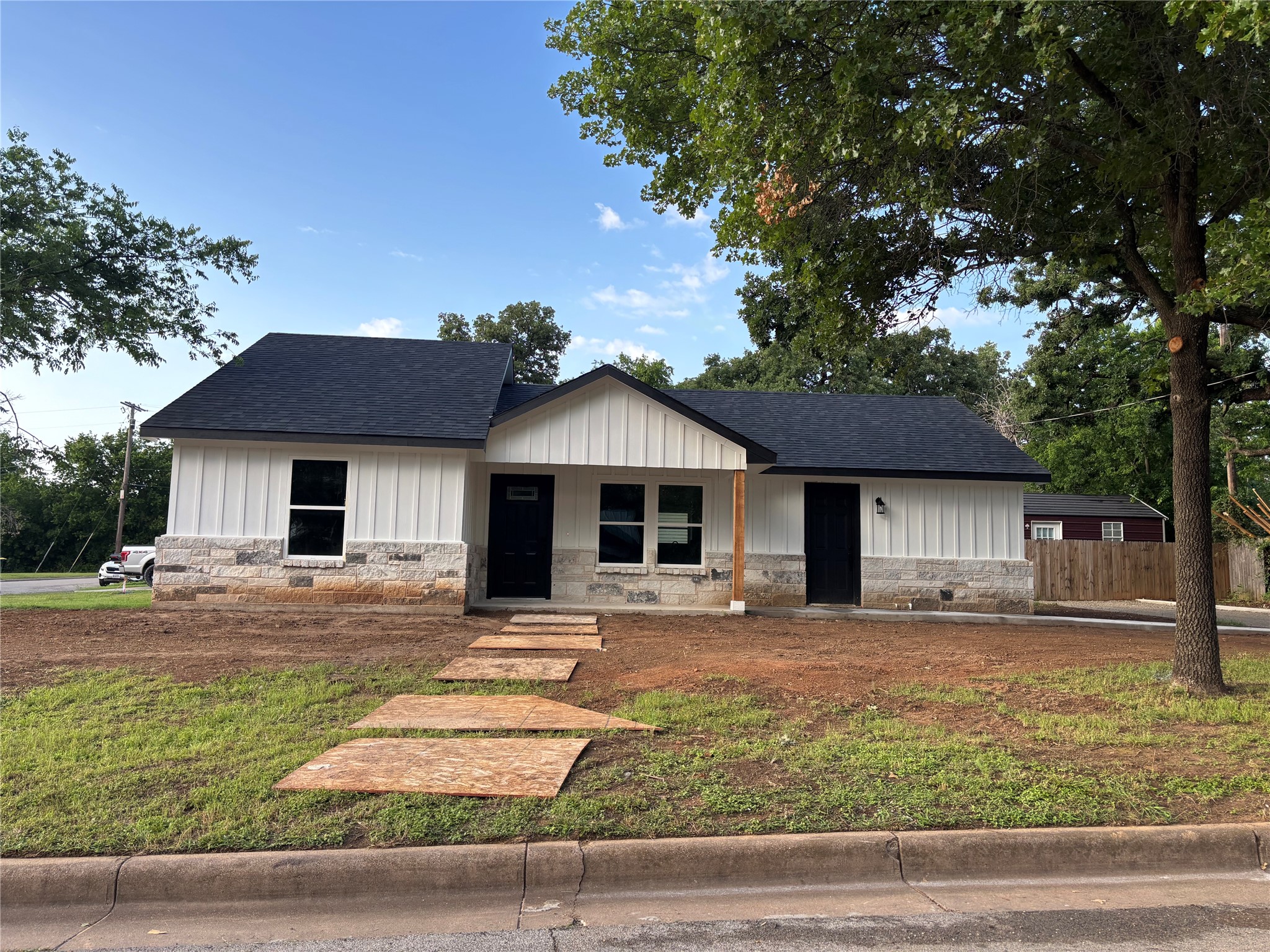 301 NW 23rd Street Mineral Wells TX 76067