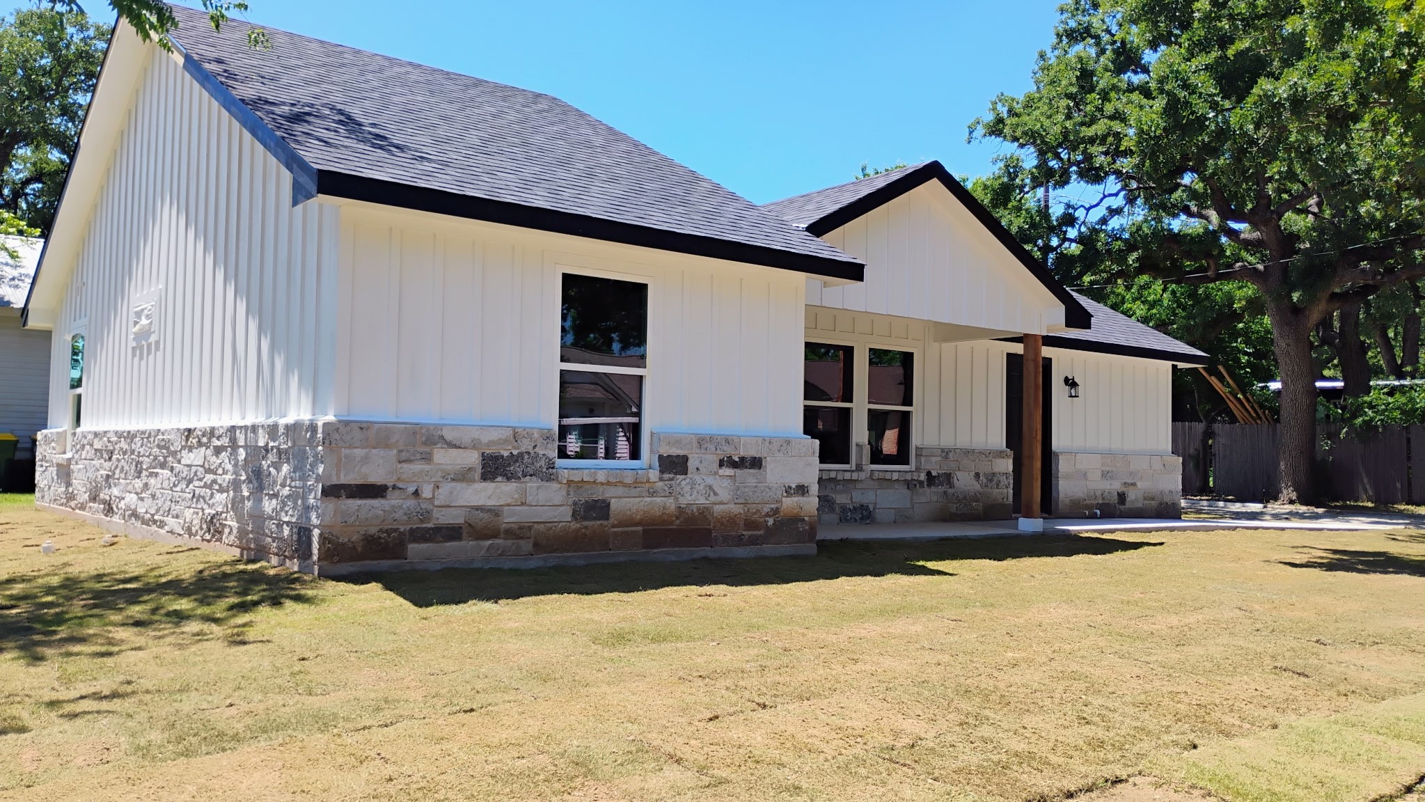 301 NW 23rd Street Mineral Wells TX 76067
