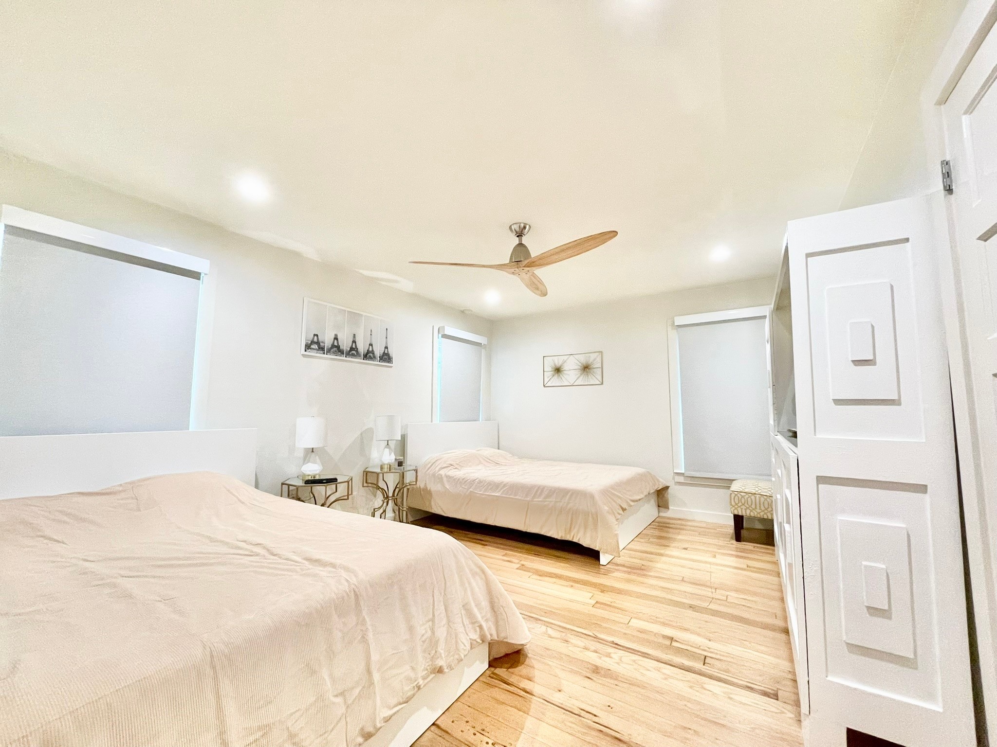 6623 Kenwell Street Dallas TX 75209