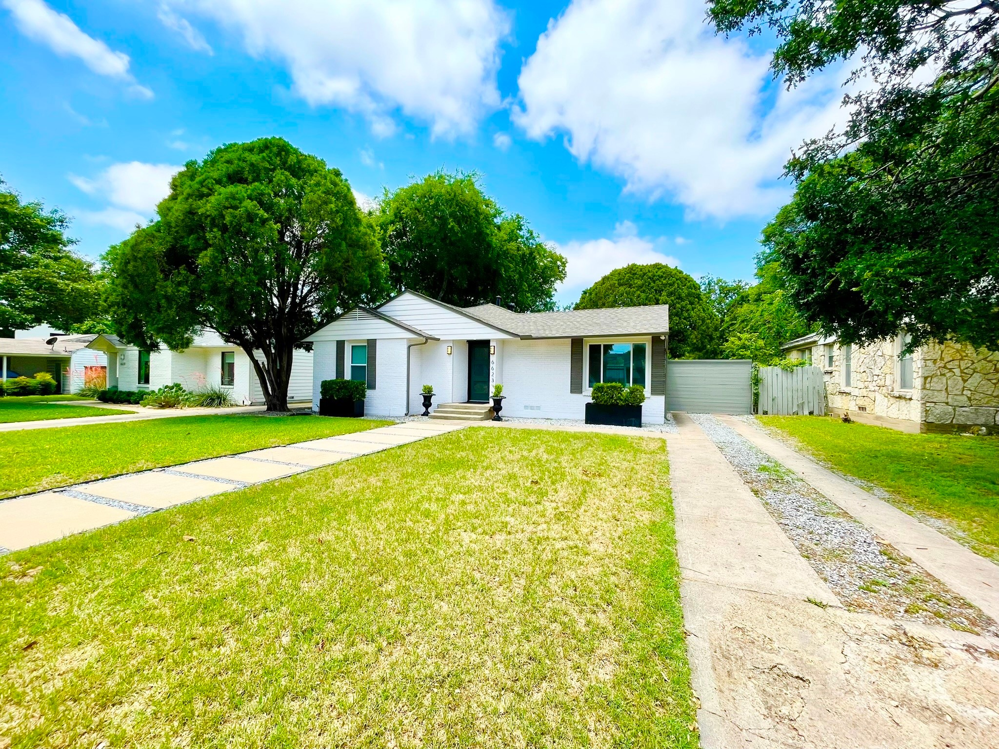 6623 Kenwell Street Dallas TX 75209