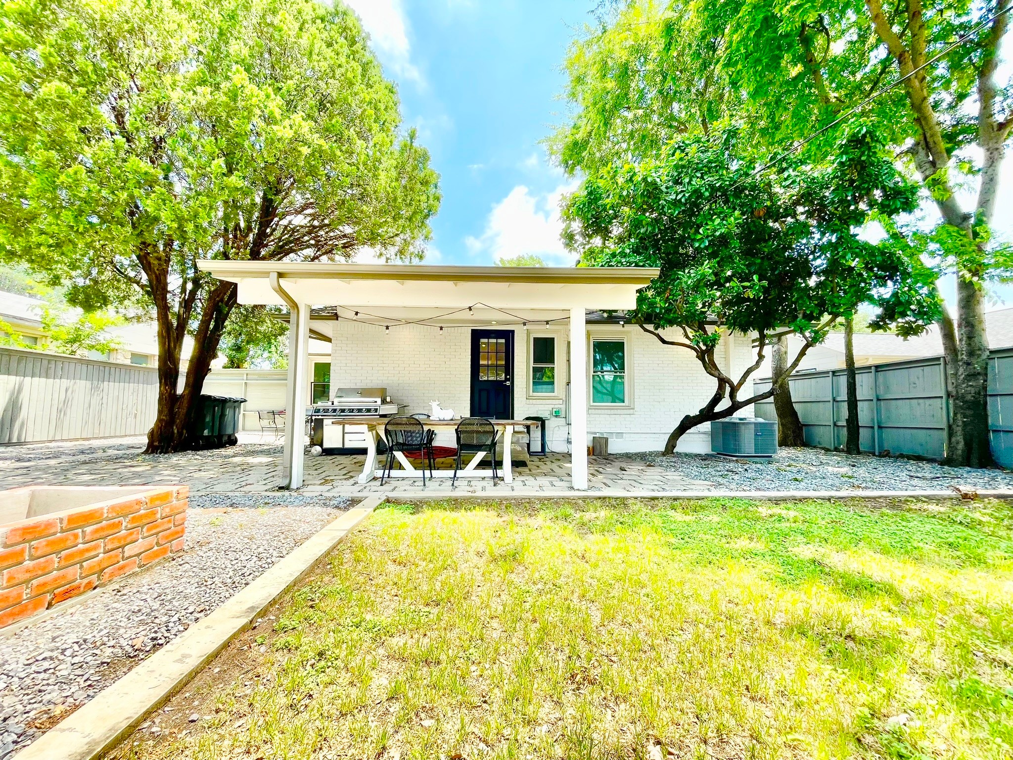 6623 Kenwell Street Dallas TX 75209