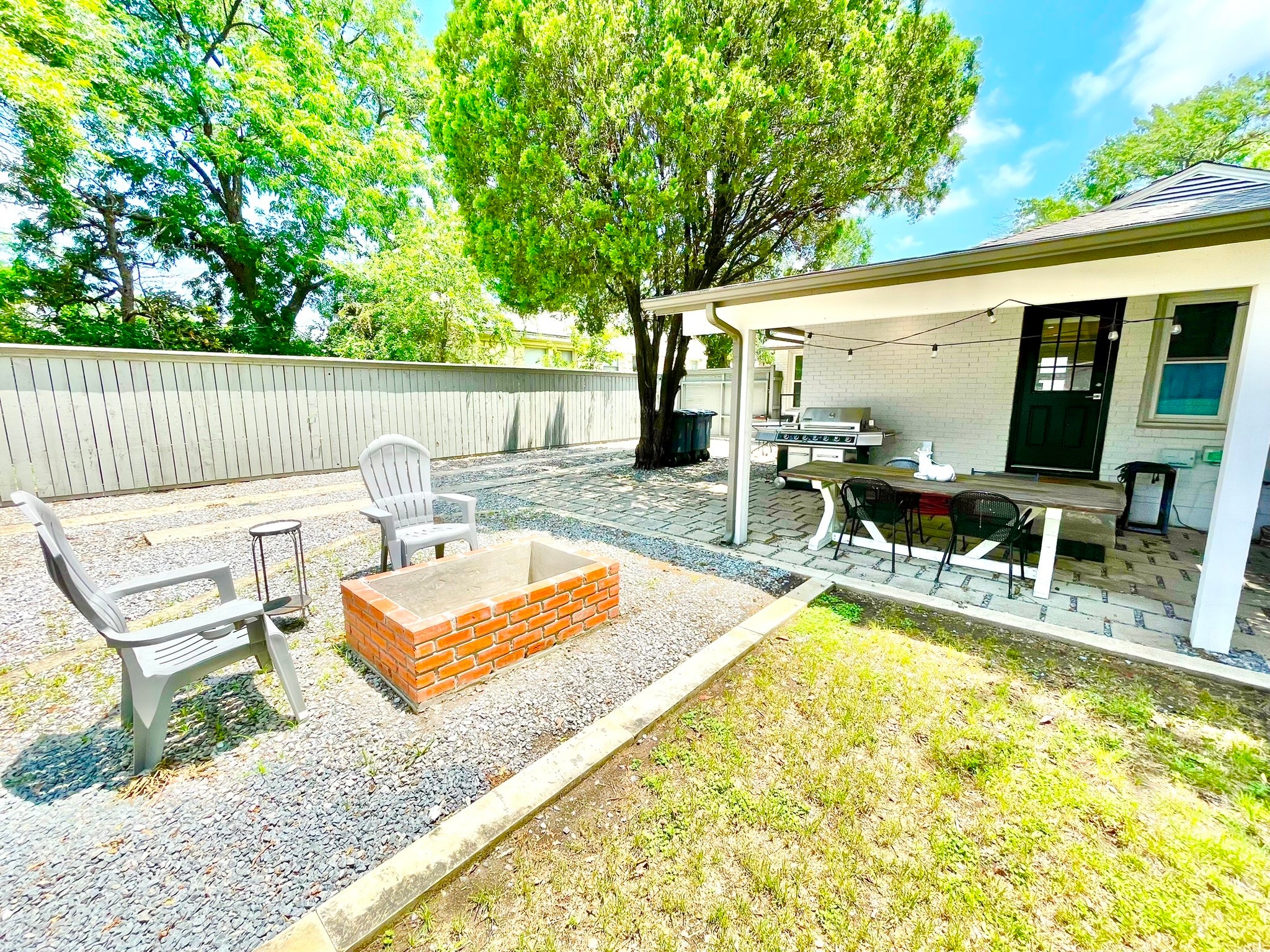 6623 Kenwell Street Dallas TX 75209
