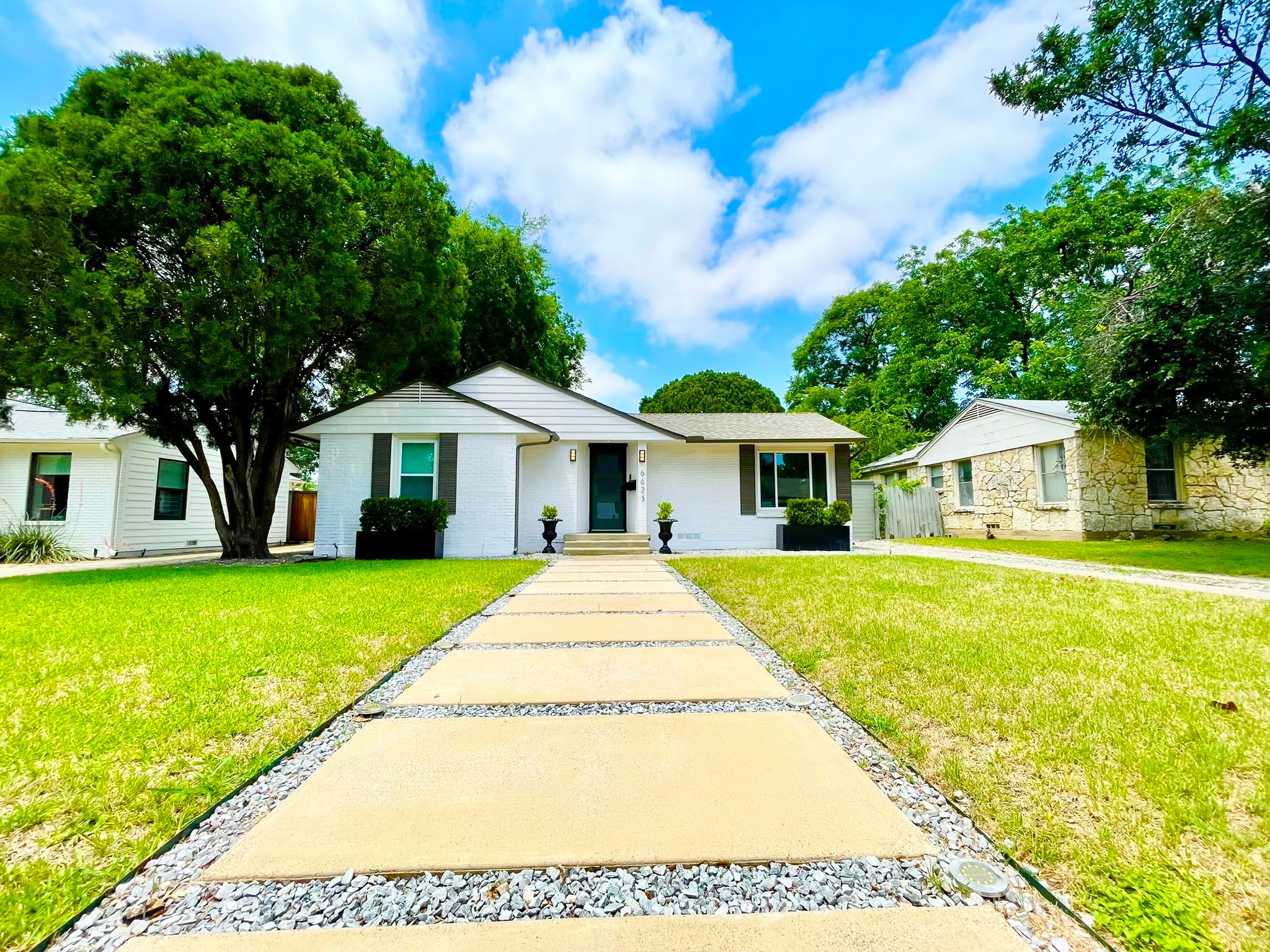 6623 Kenwell Street Dallas TX 75209