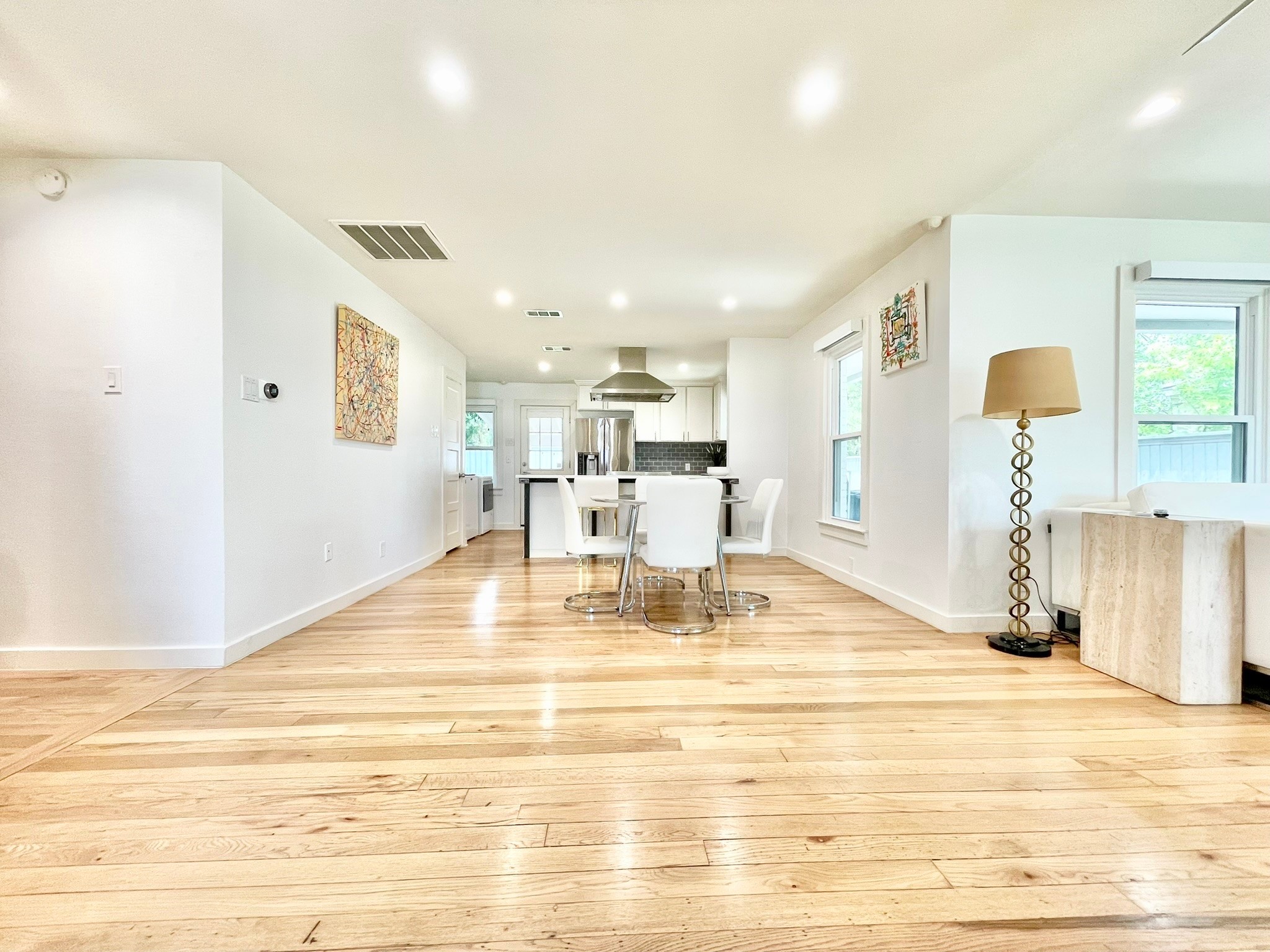 6623 Kenwell Street Dallas TX 75209
