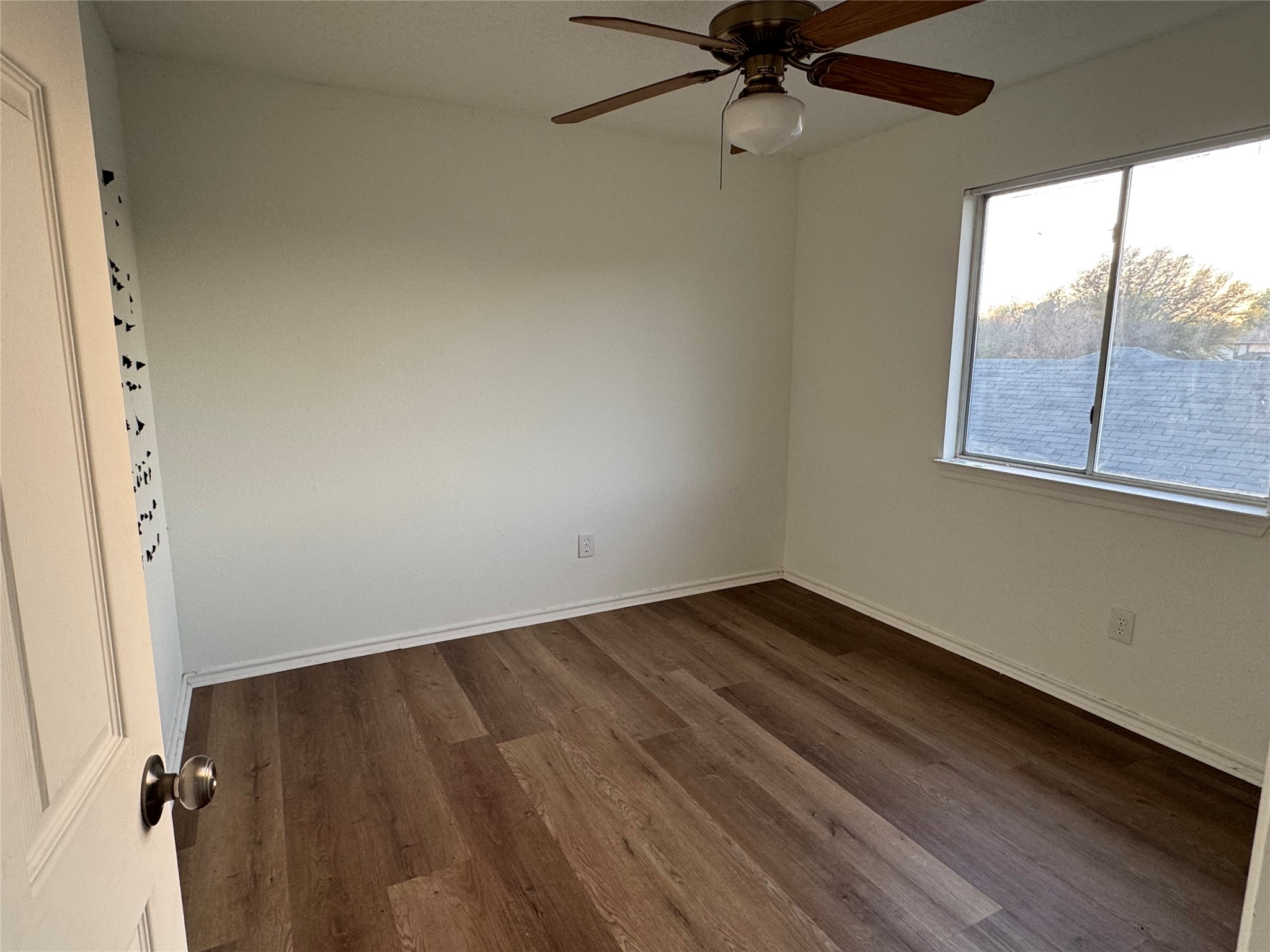 2146 Sword Drive Garland TX 75044