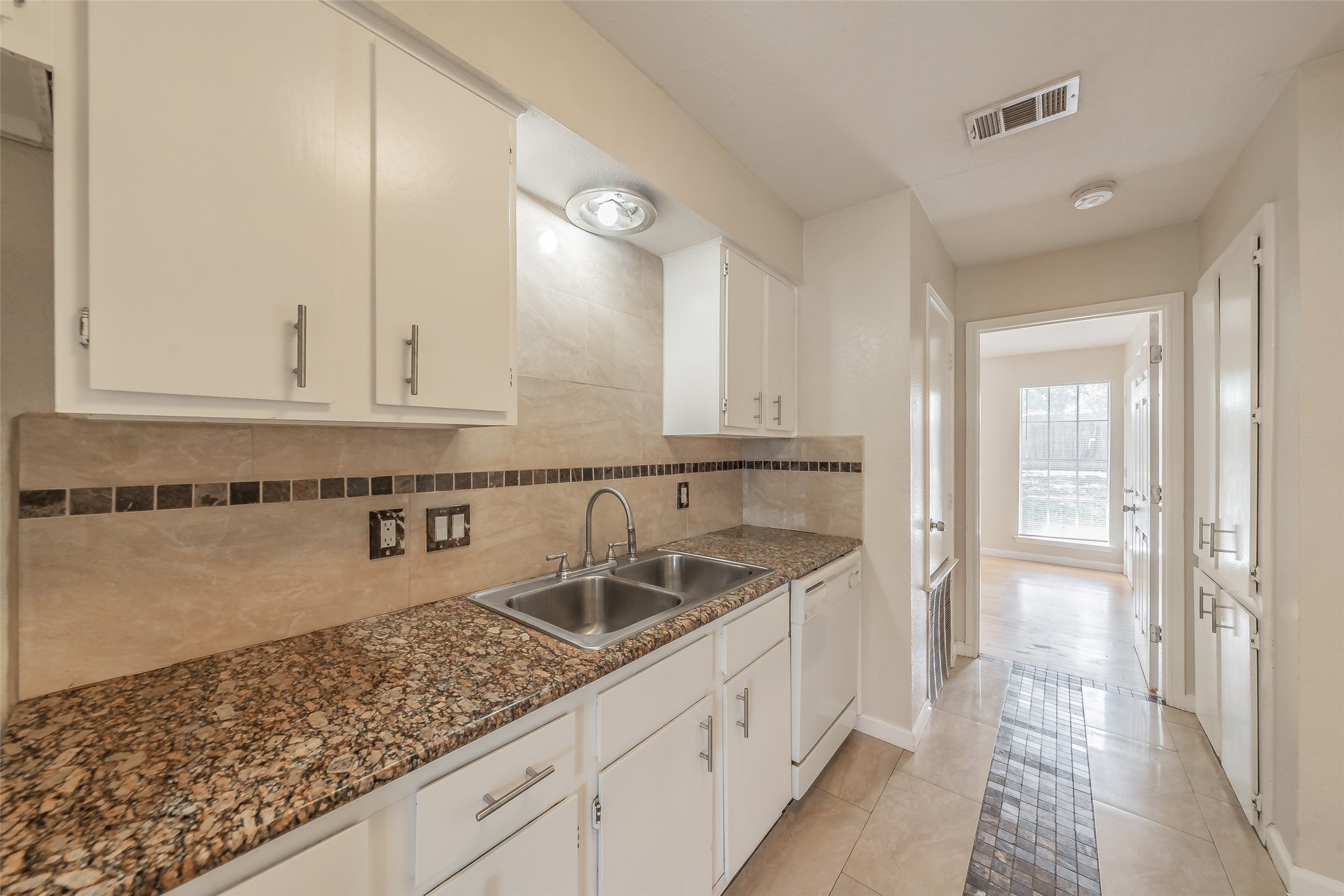 3812 Indian Wells Drive Arlington TX 76017