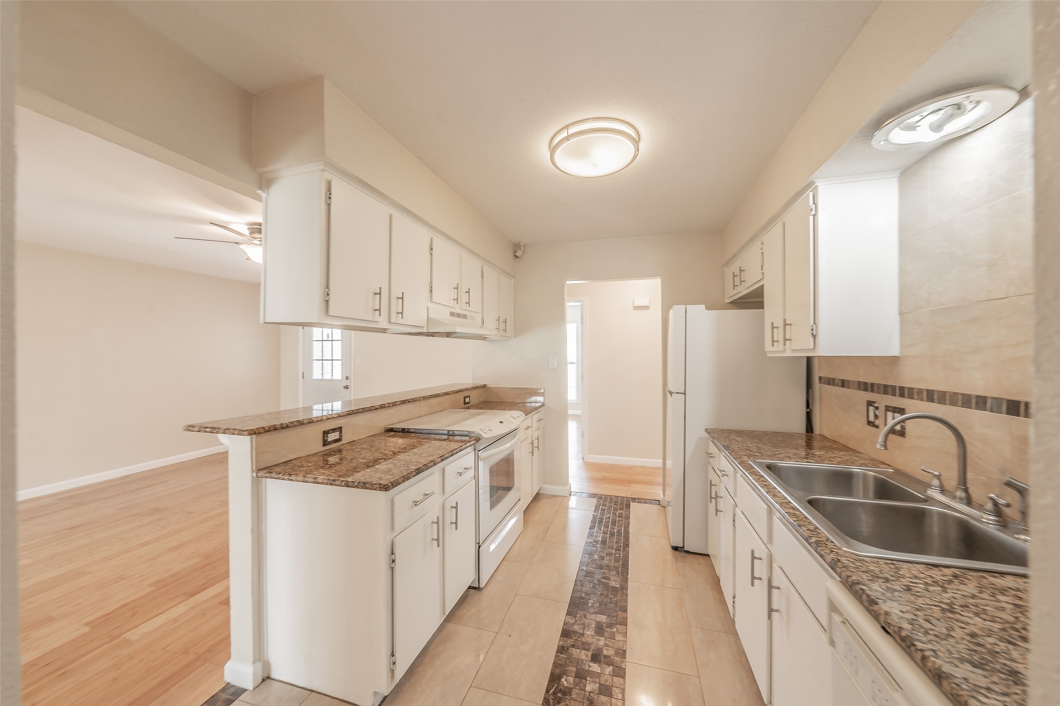 3812 Indian Wells Drive Arlington TX 76017