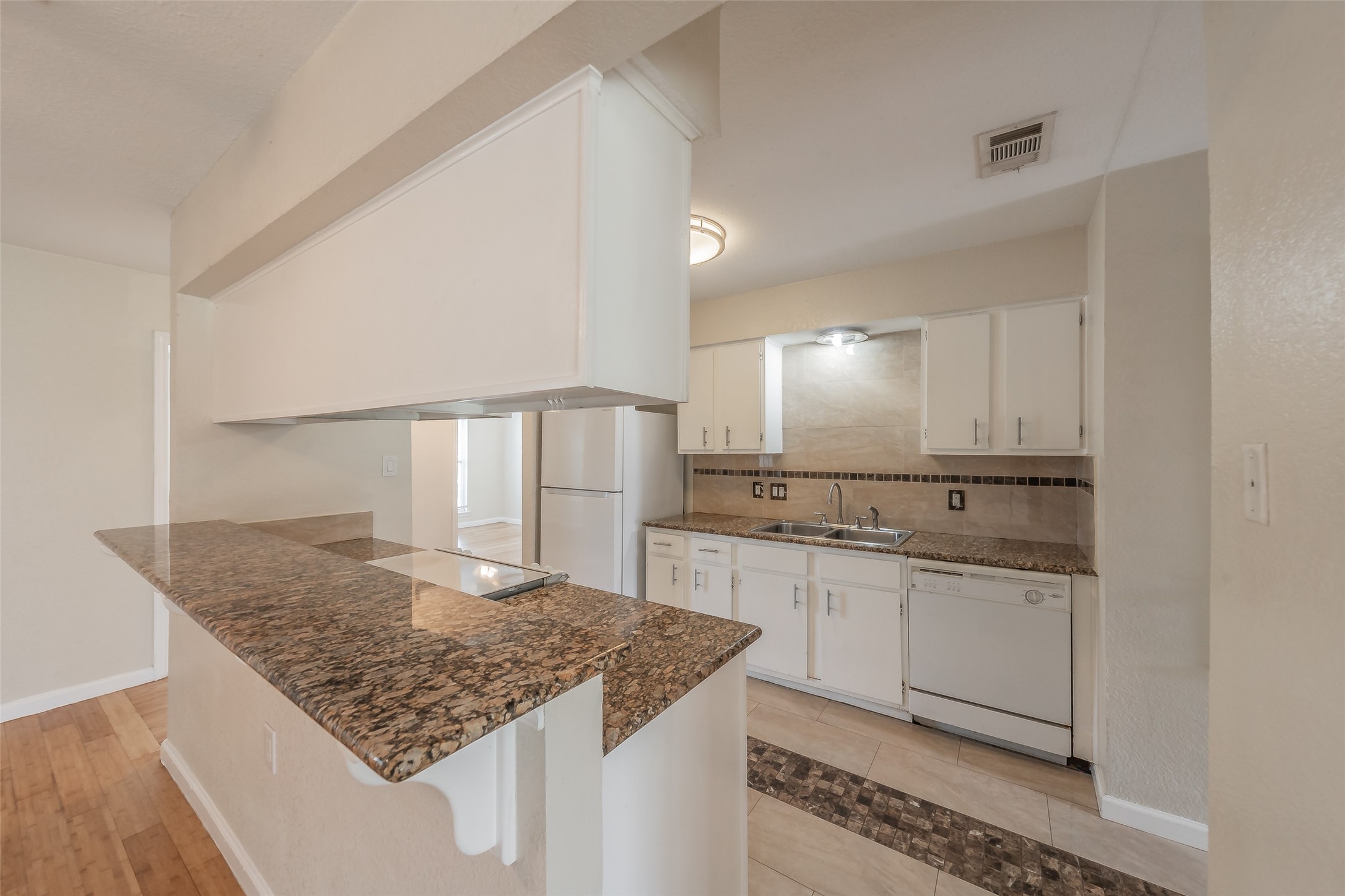 3812 Indian Wells Drive Arlington TX 76017