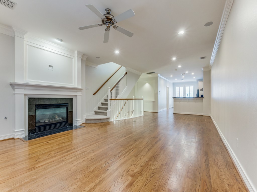 2412 Worthington Street Dallas TX 75204