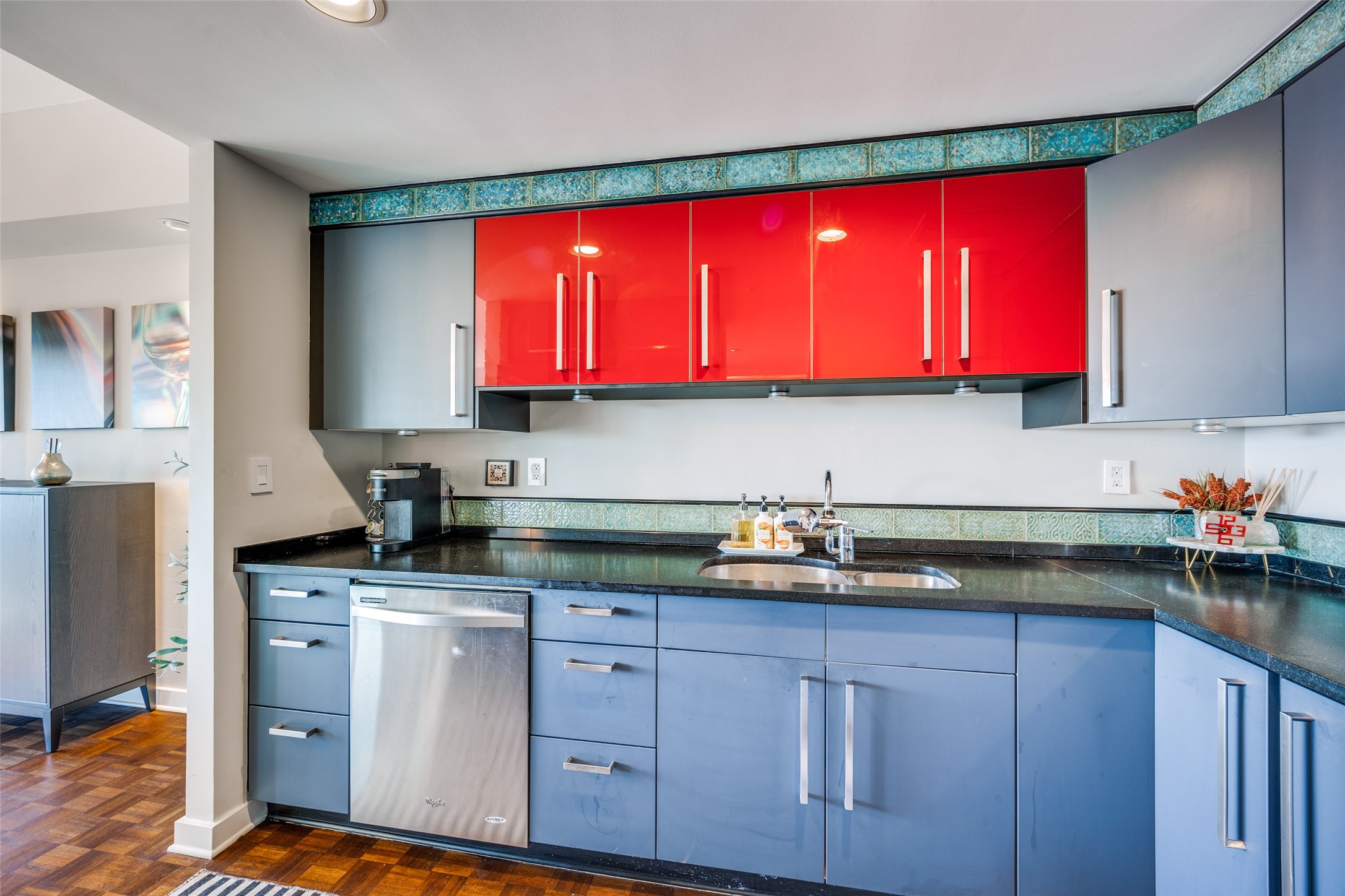 3030 Mckinney Avenue Dallas TX 75204