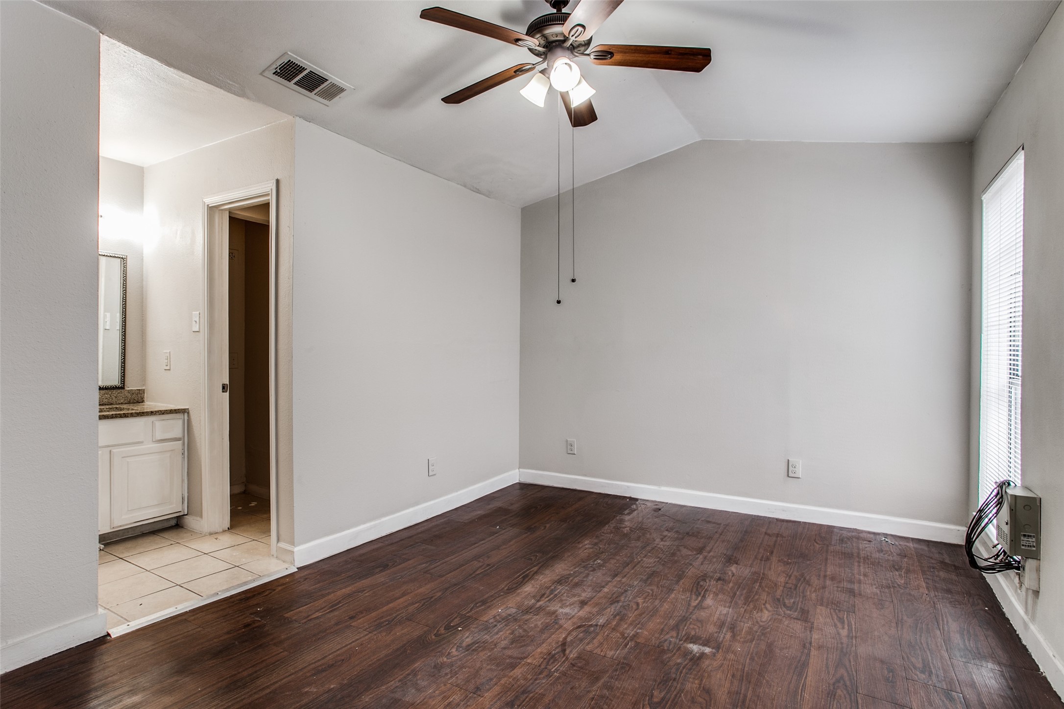 5114 Bryan Street Dallas TX 75206