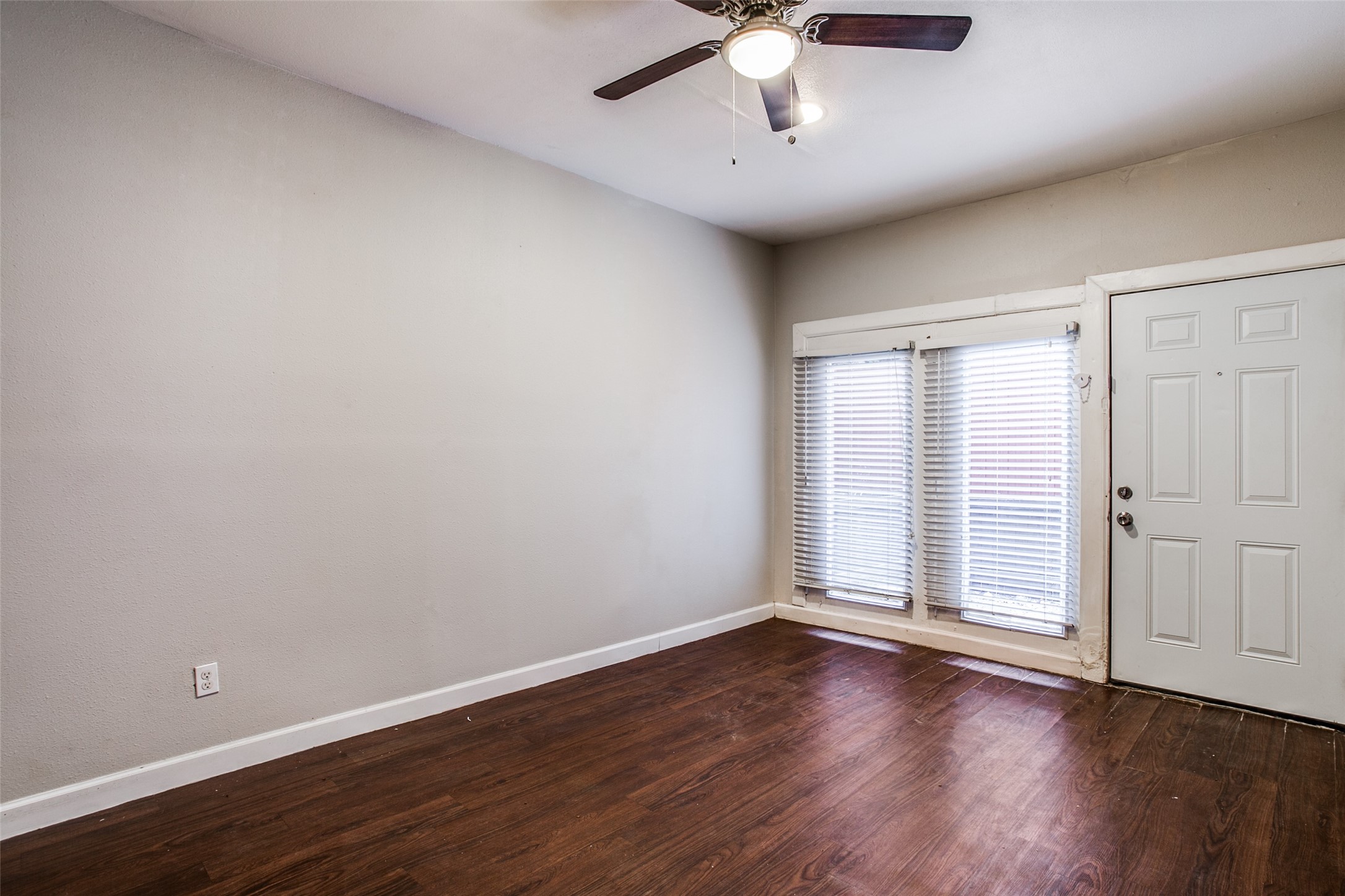 5114 Bryan Street Dallas TX 75206