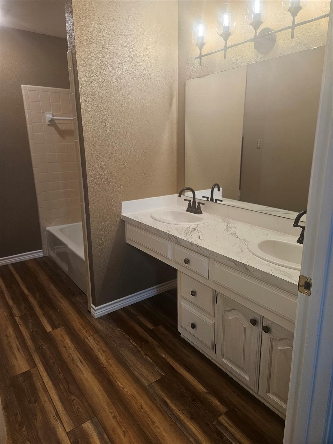 328 Jamie Way Greenville TX 75402