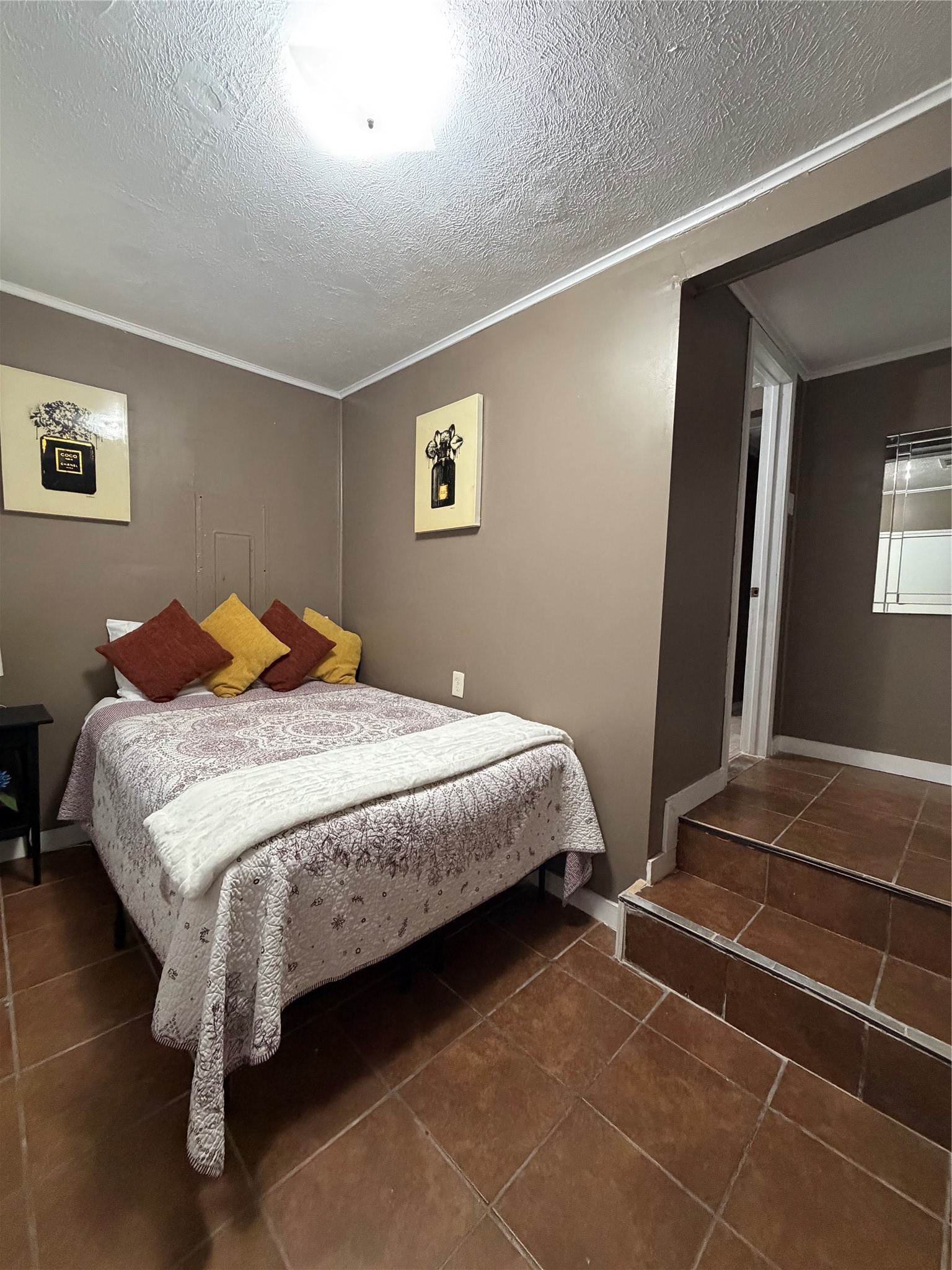 2436 Lockhart Avenue Dallas TX 75228