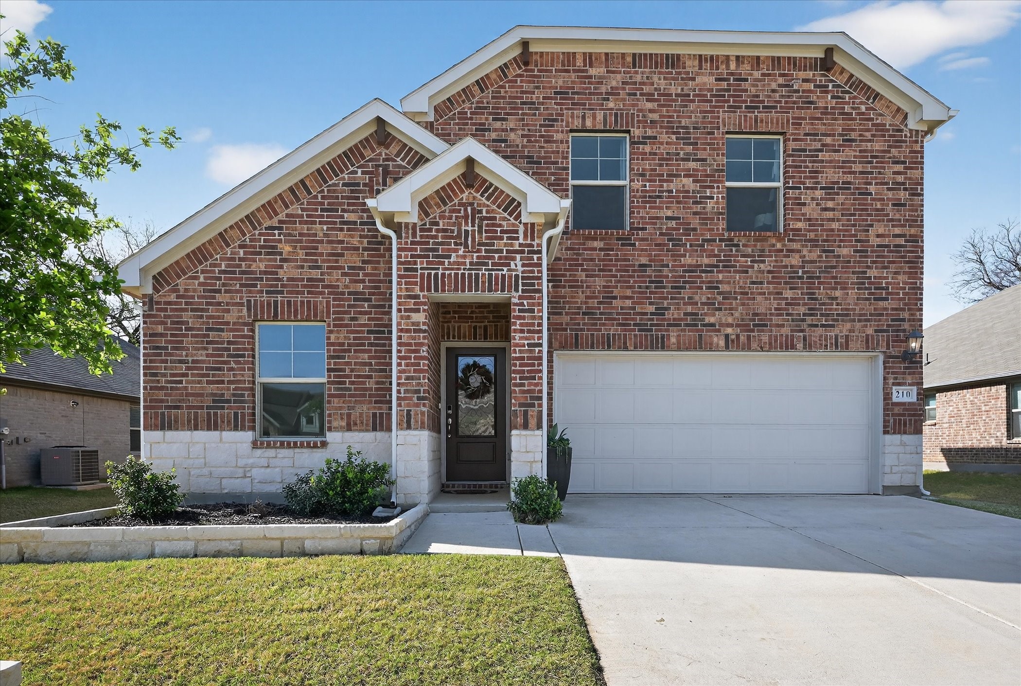 210 Briarwood Lane Lake Dallas TX 75065