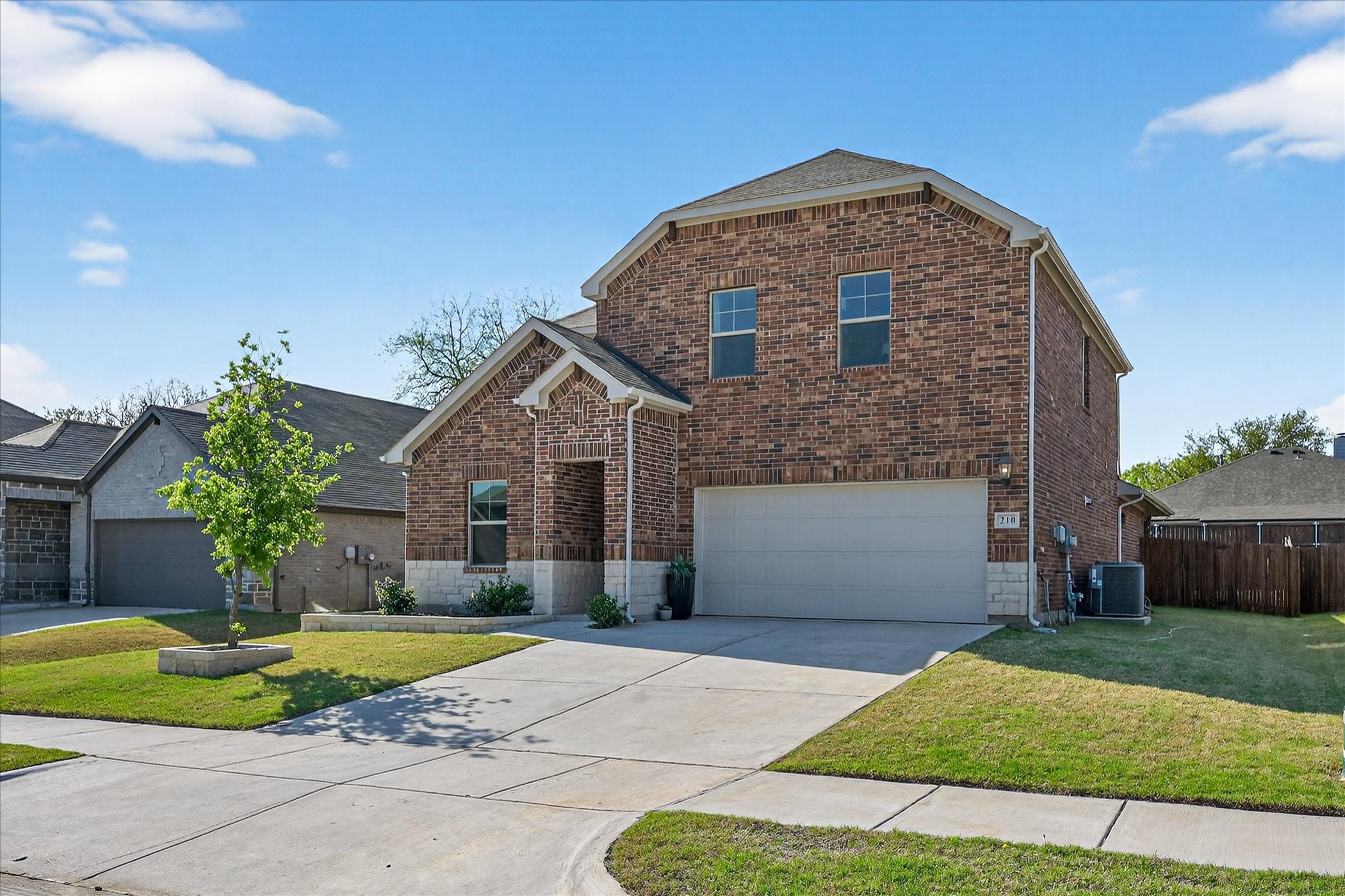 210 Briarwood Lane Lake Dallas TX 75065