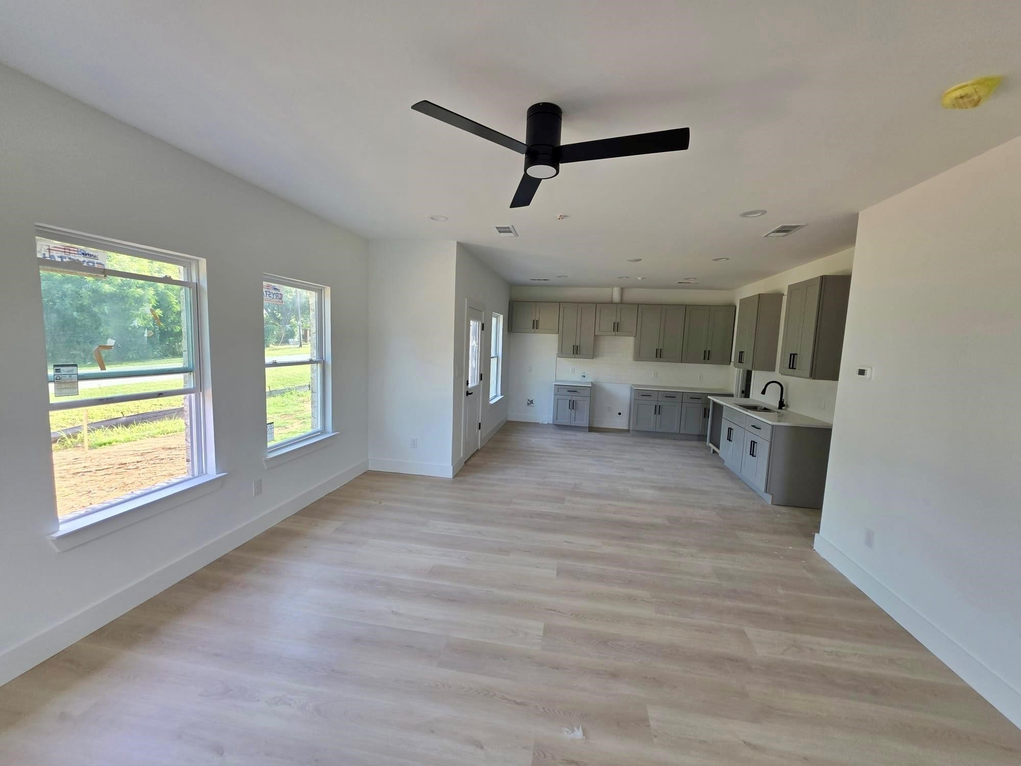 120 Homes Drive Grand Prairie TX 75050