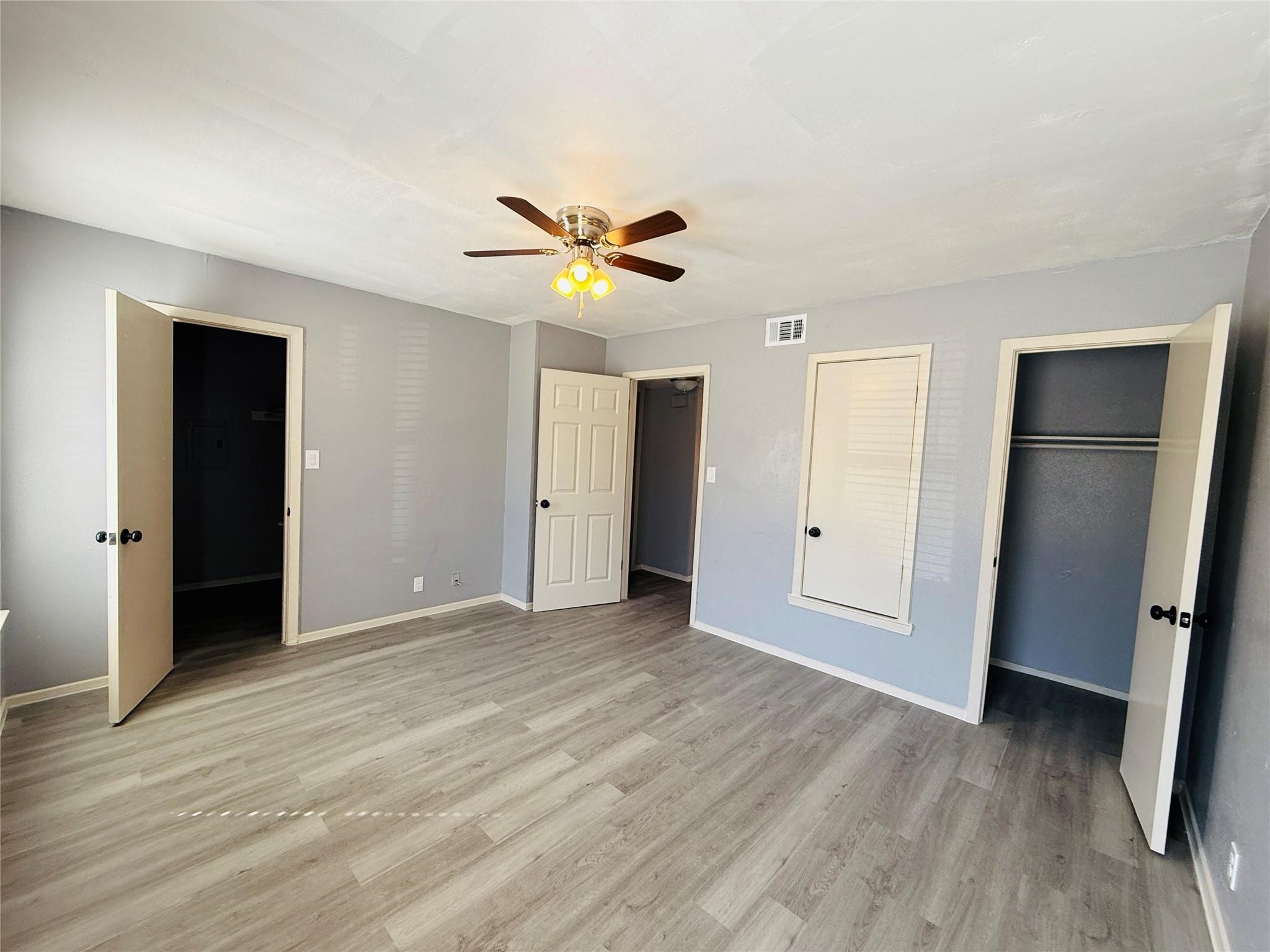 718 S Main Street Paris TX 75460