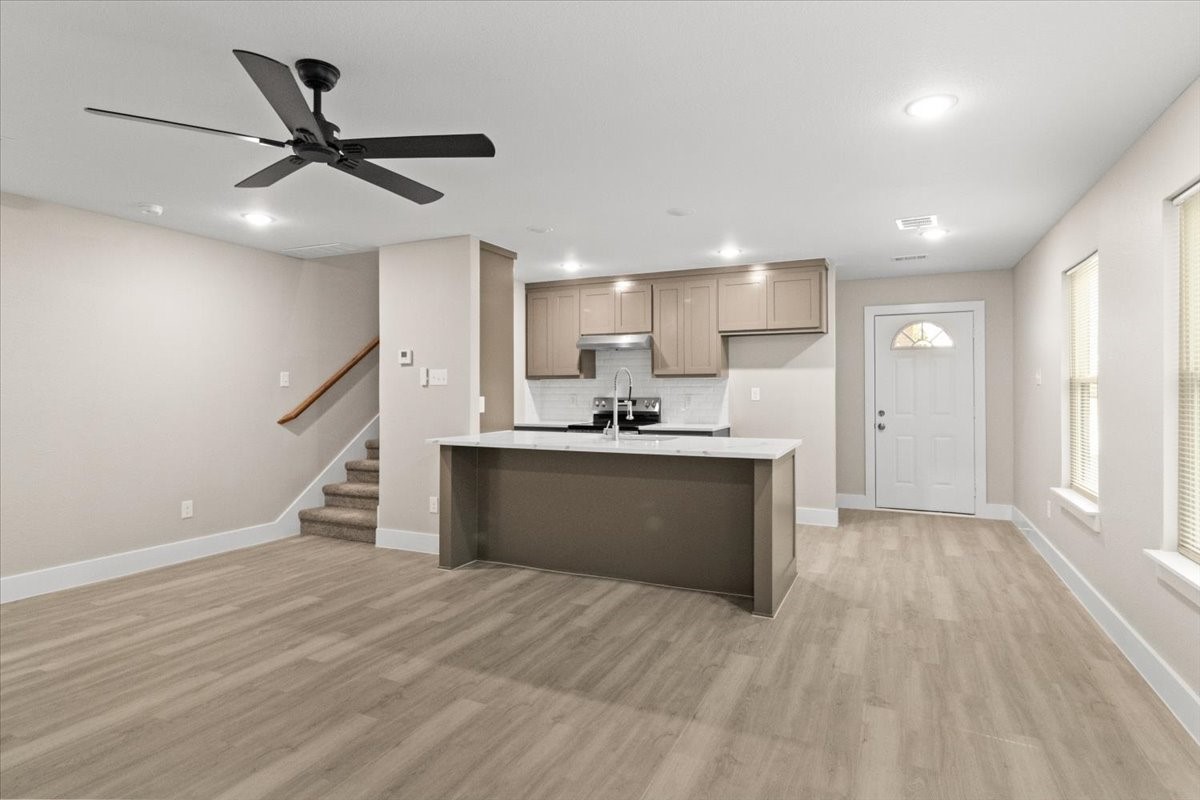 2644 Hutchinson Street Fort Worth TX 76106