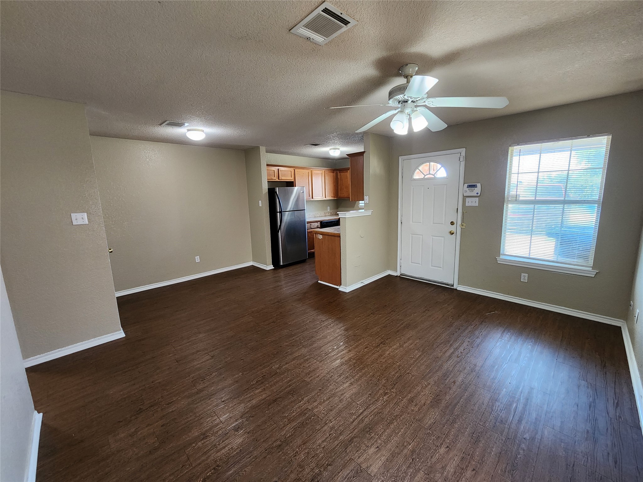 1429 E Robert Street Fort Worth TX 76104