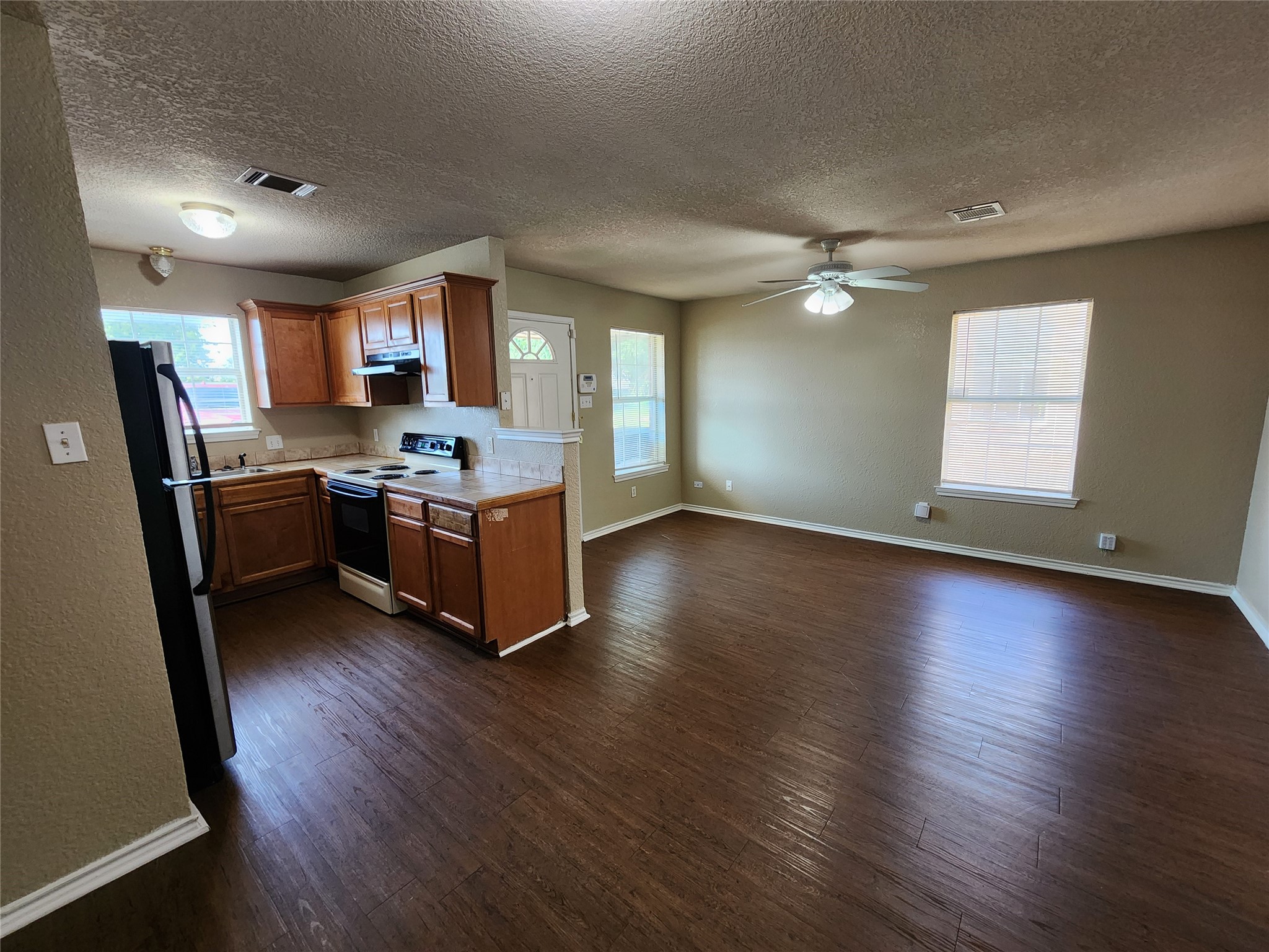1429 E Robert Street Fort Worth TX 76104