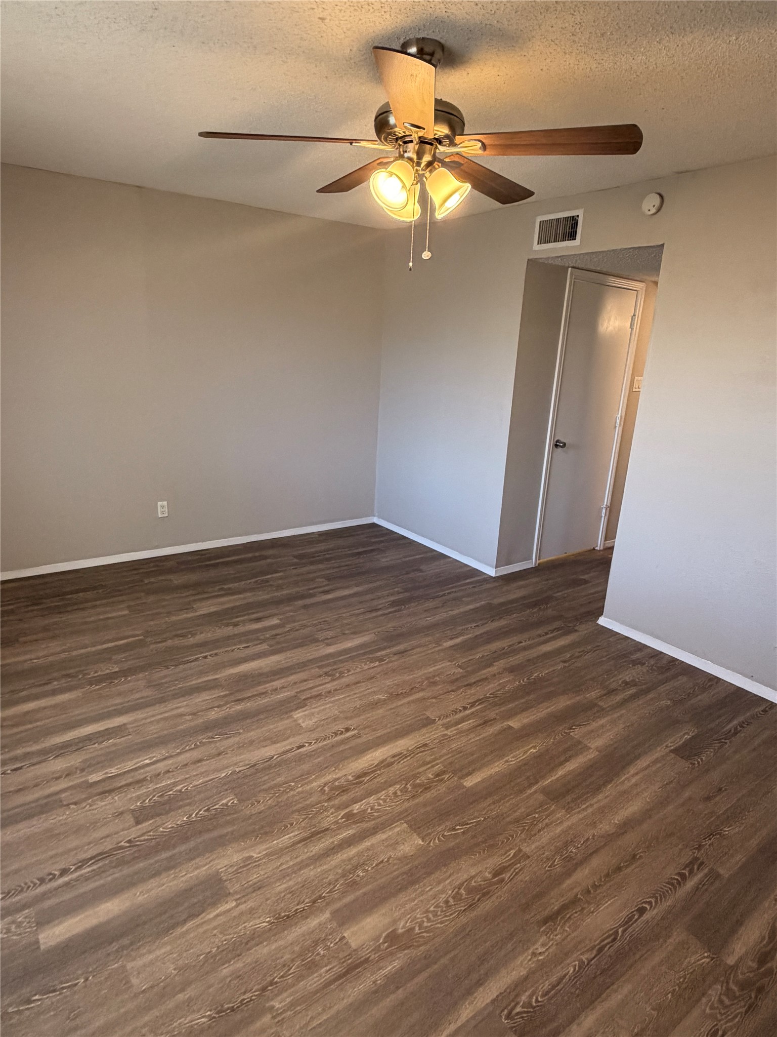 3402 Green Hill Drive Arlington TX 76014
