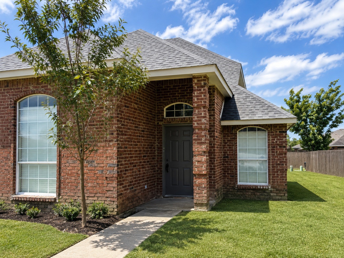 432 Chestnut Lane Desoto TX 75115
