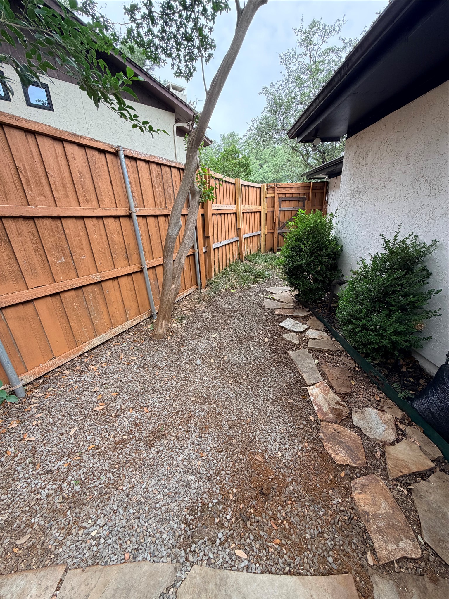 5045 Thunder Road Dallas TX 75244