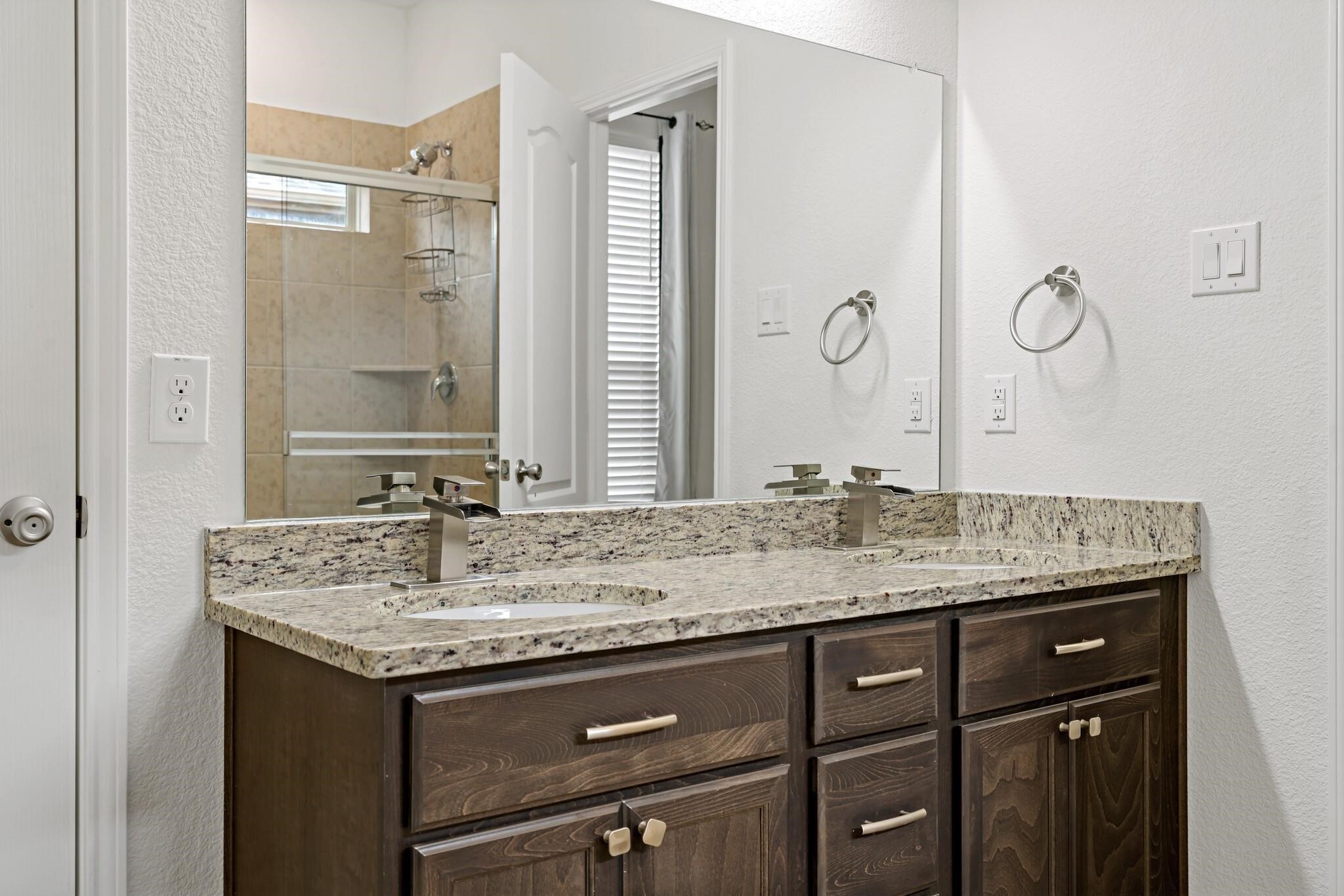 2632 Wesley Avenue Aubrey TX 76227