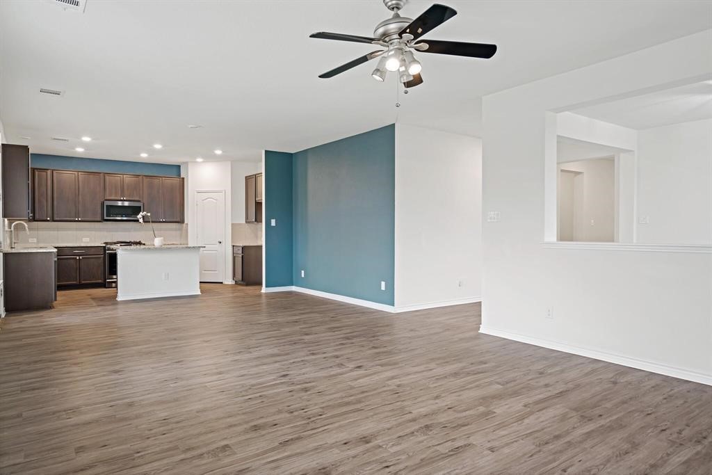 2632 Wesley Avenue Aubrey TX 76227