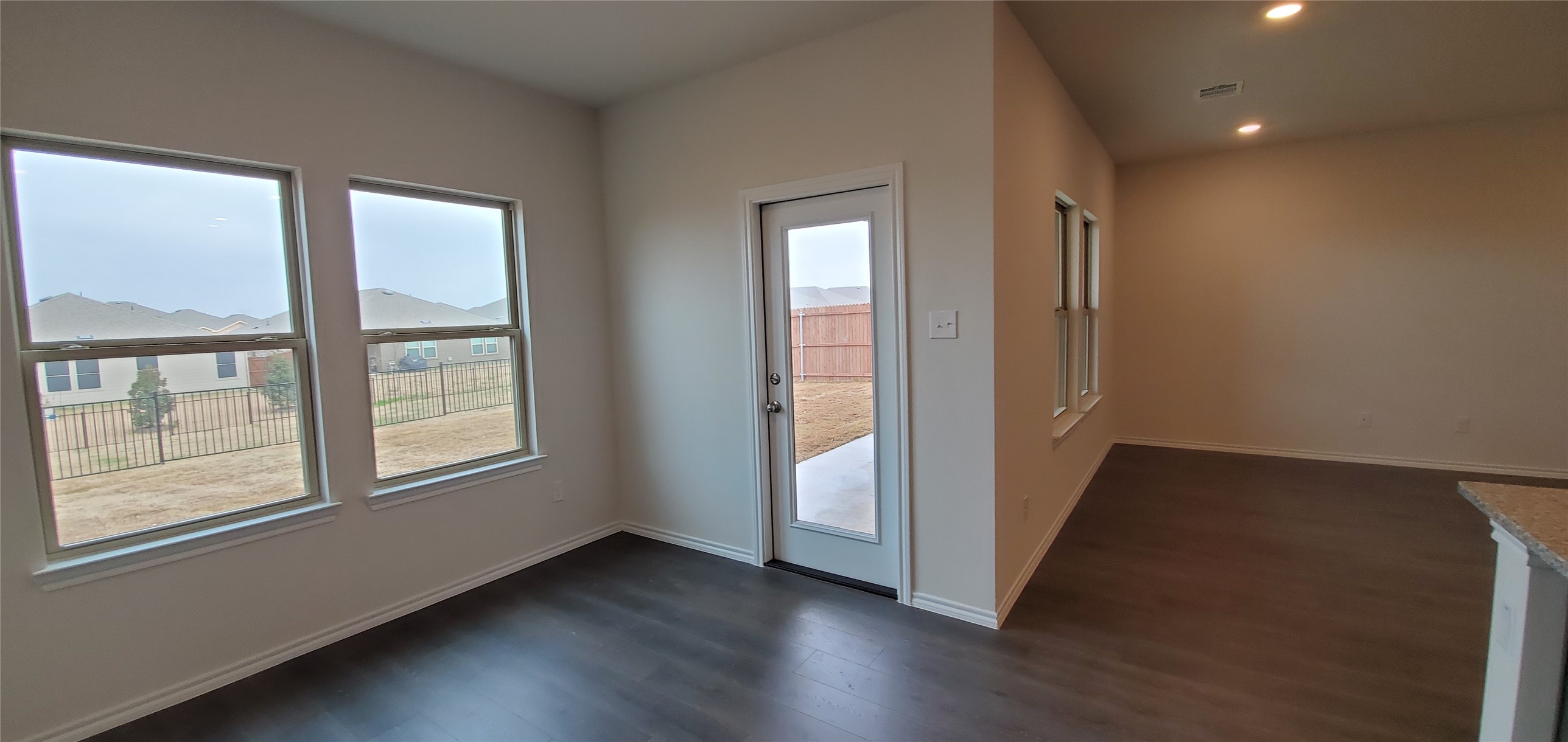 813 Fueller Drive Aubrey TX 76227