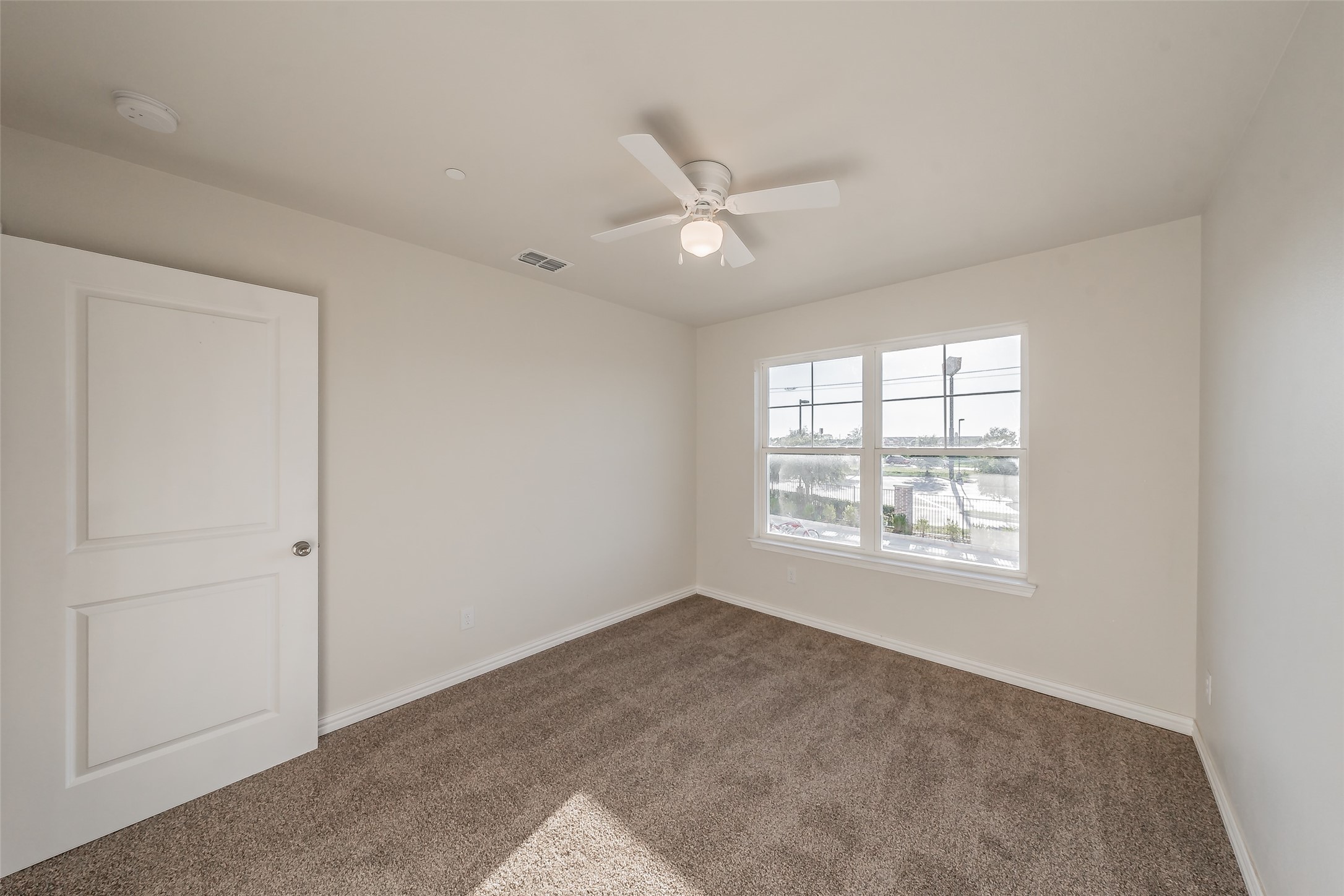 6215 Roby Drive Arlington TX 76001