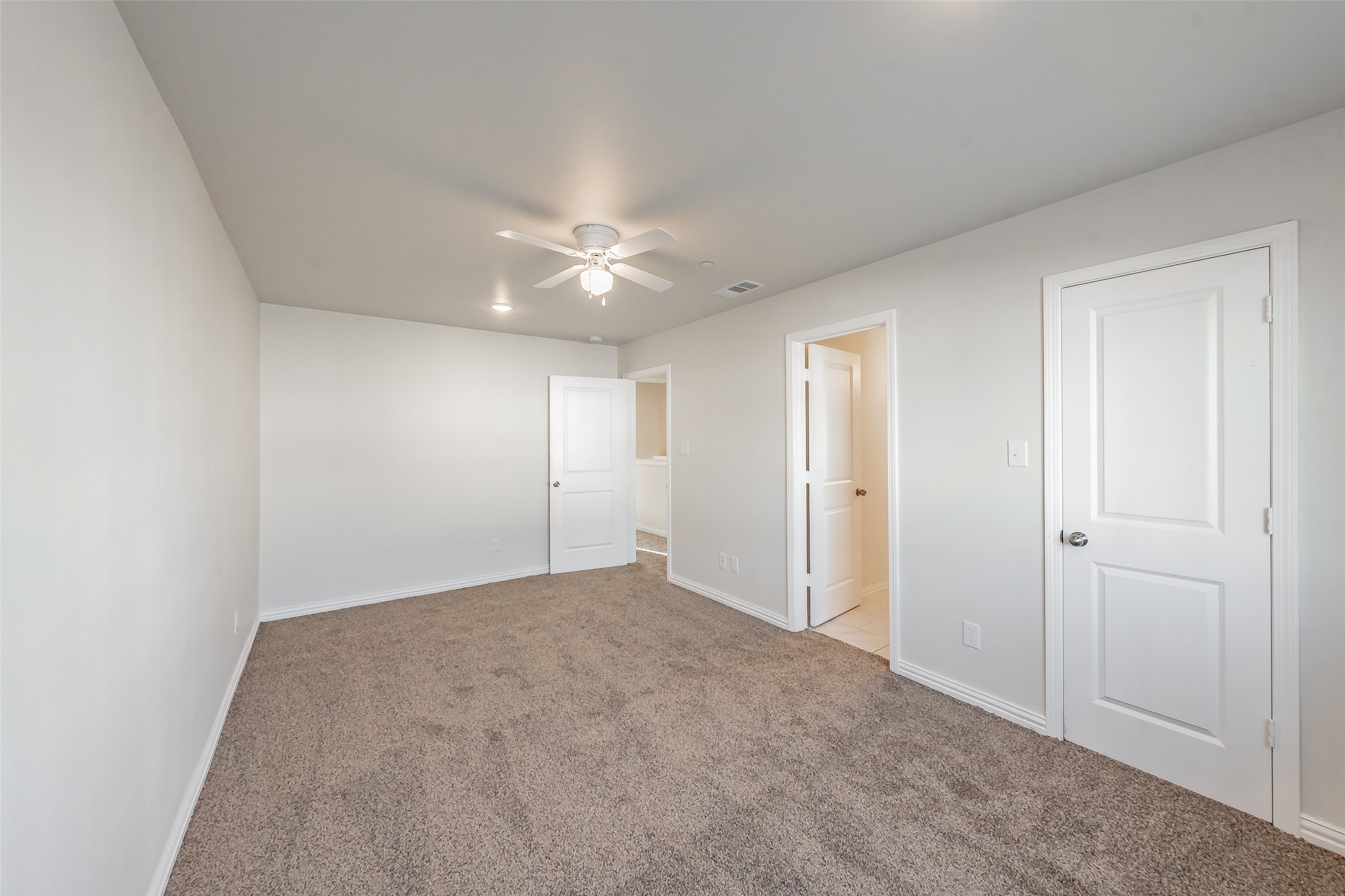 6215 Roby Drive Arlington TX 76001