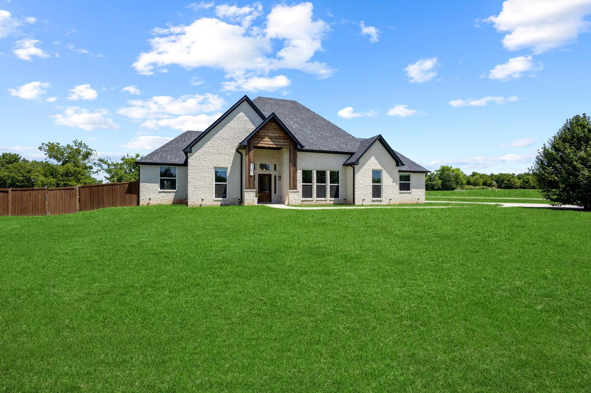 2201 Norwood Street Sherman TX 75092