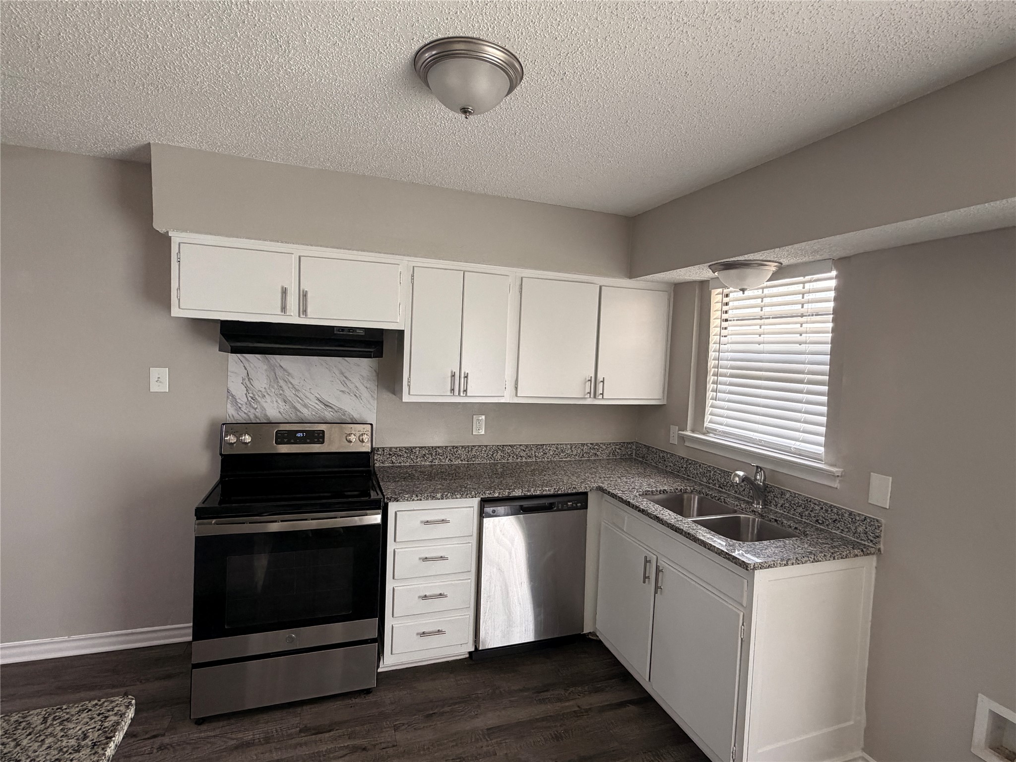 2514 Greenway Street Arlington TX 76010