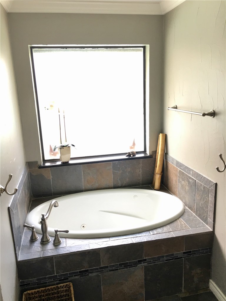 2907 Sweet Briar Street Grapevine TX 76051