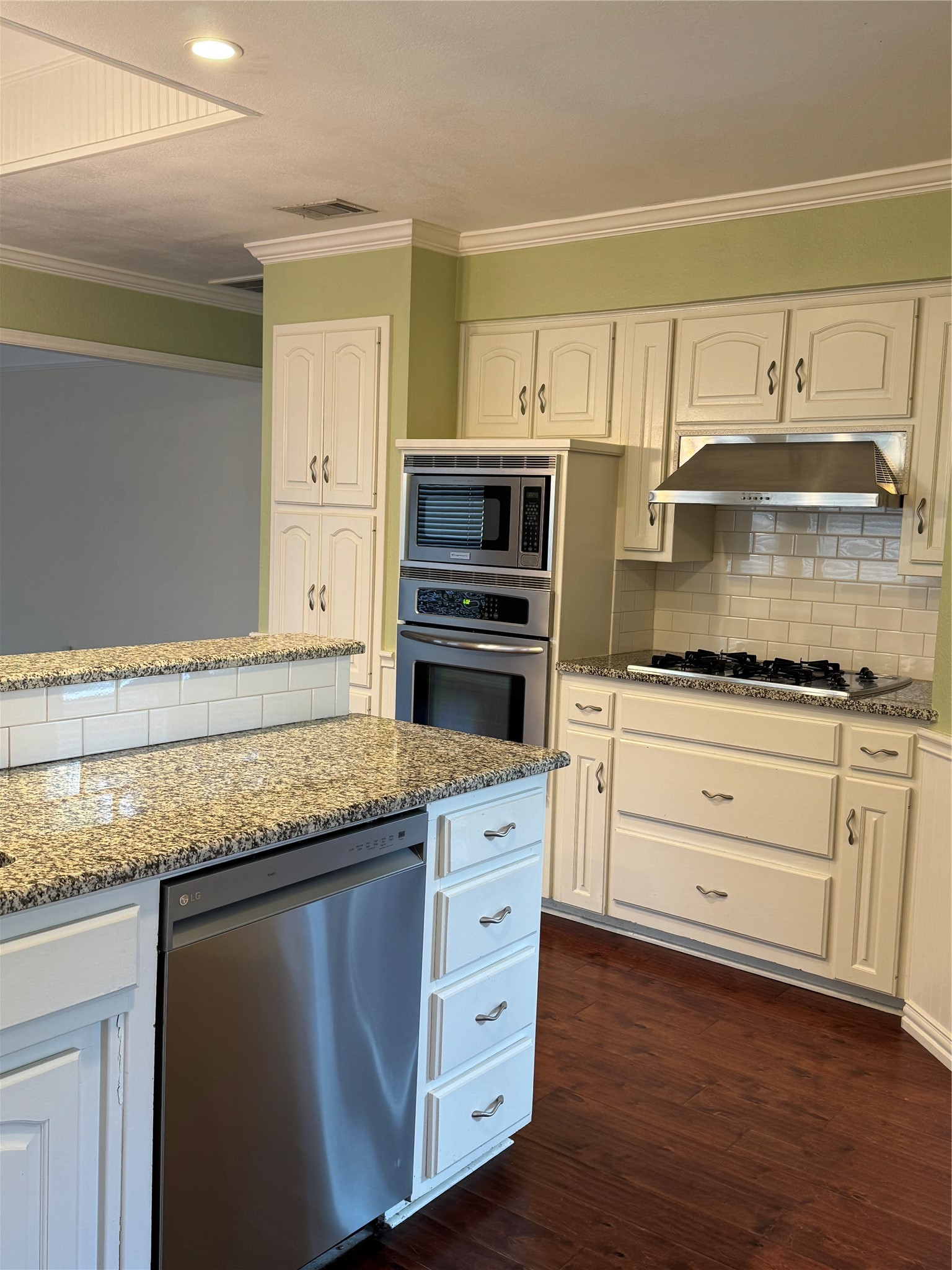 2907 Sweet Briar Street Grapevine TX 76051
