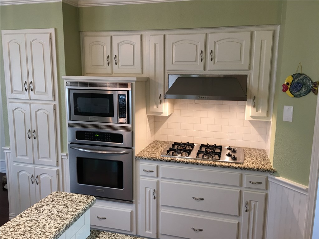 2907 Sweet Briar Street Grapevine TX 76051