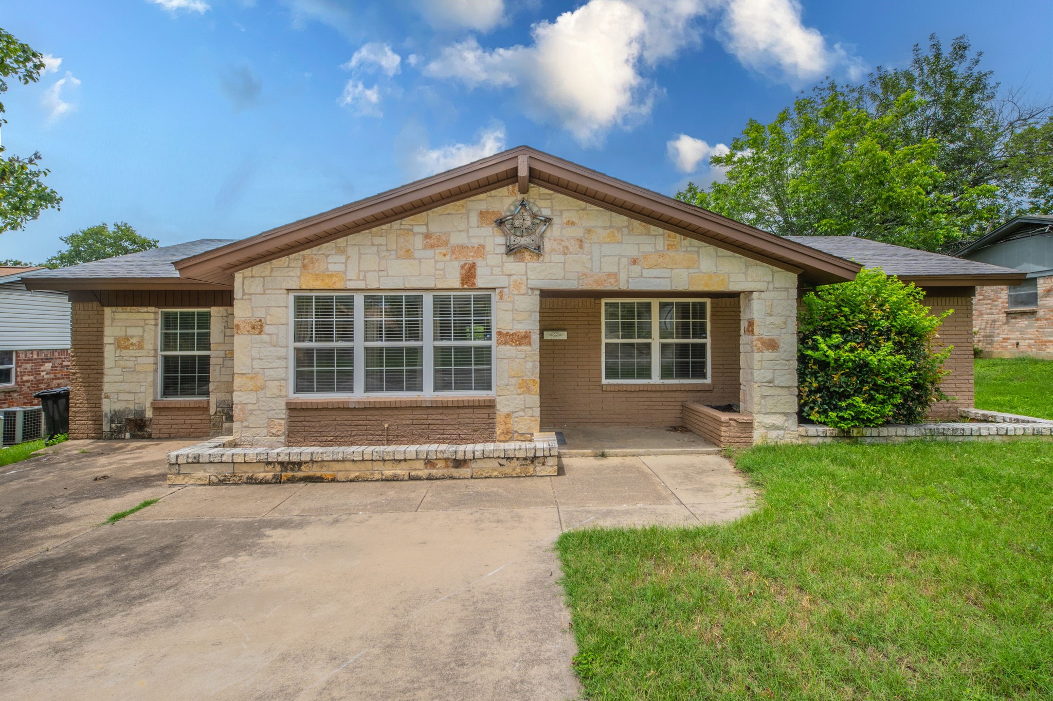 7824 Davenport Avenue Fort Worth TX 76116