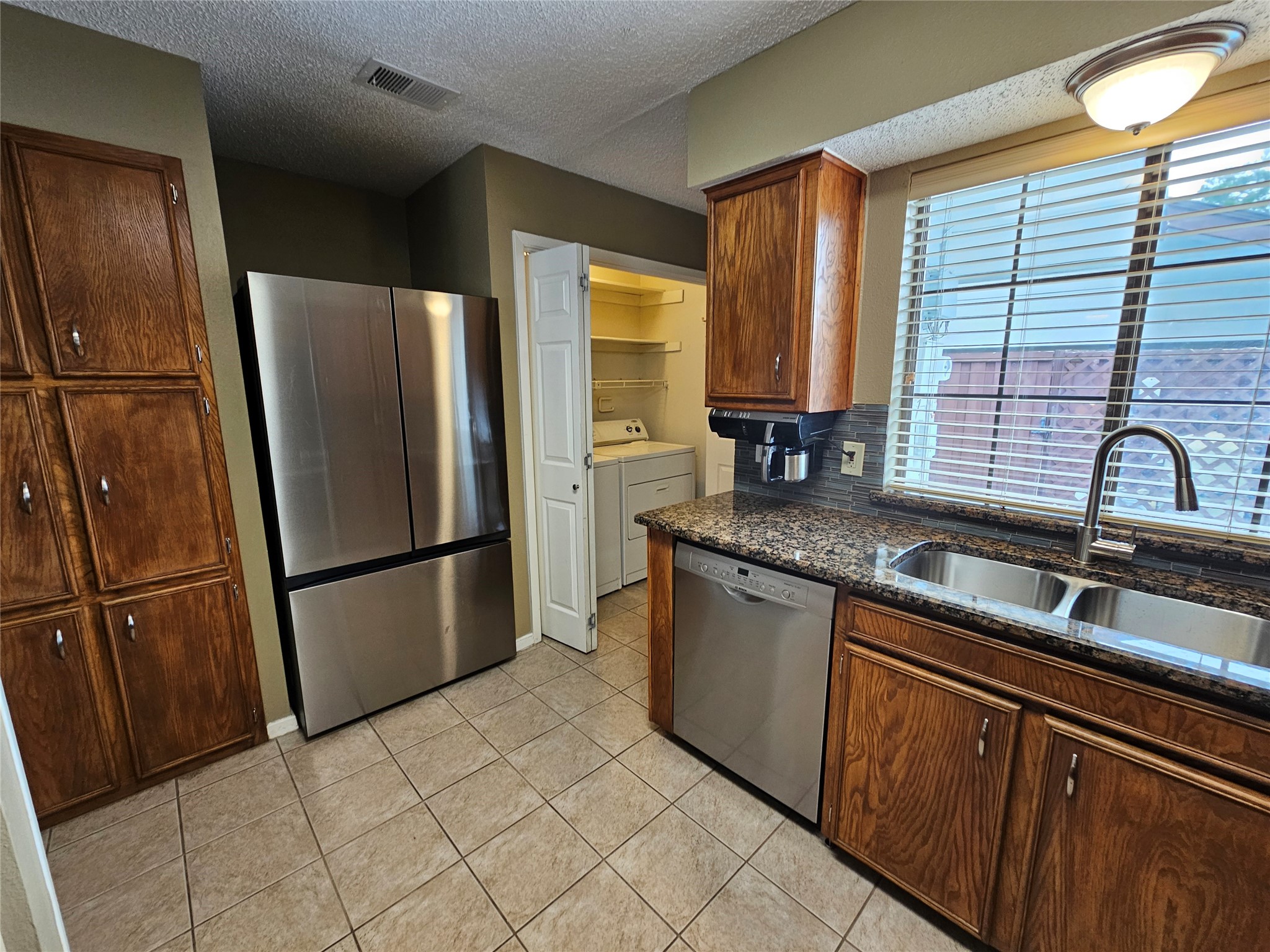 602 Prairie Dell Street Lewisville TX 75067