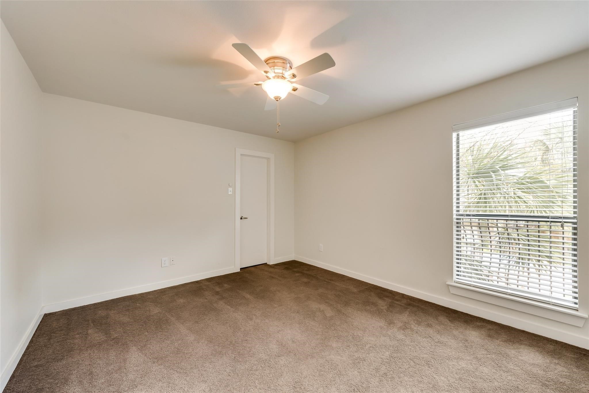 5806 Birchbrook Drive Dallas TX 75206
