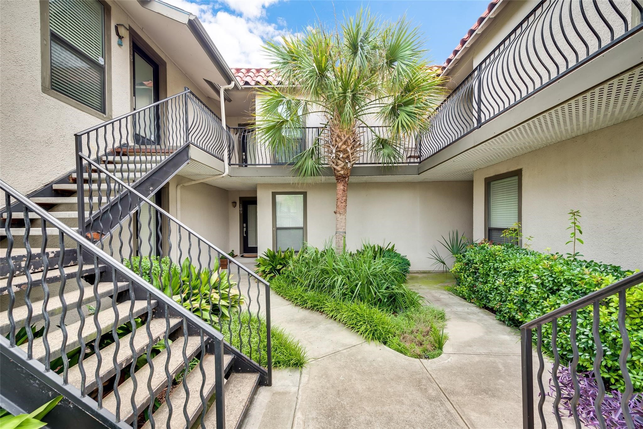 5806 Birchbrook Drive Dallas TX 75206