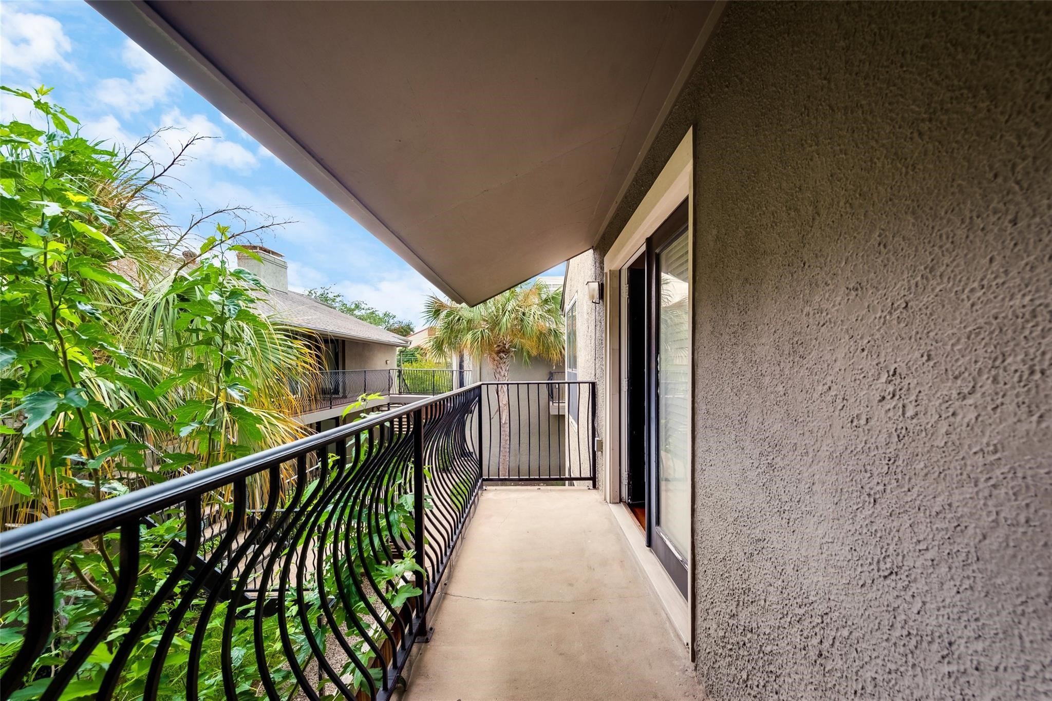 5806 Birchbrook Drive Dallas TX 75206