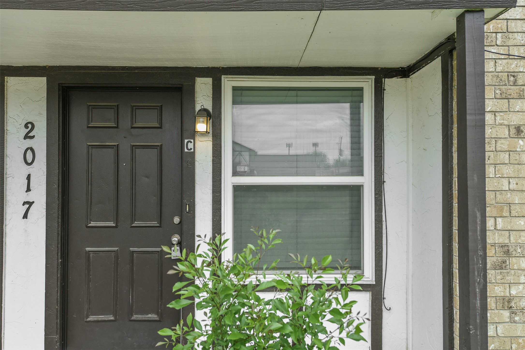 2017 Paisley Drive Arlington TX 76015