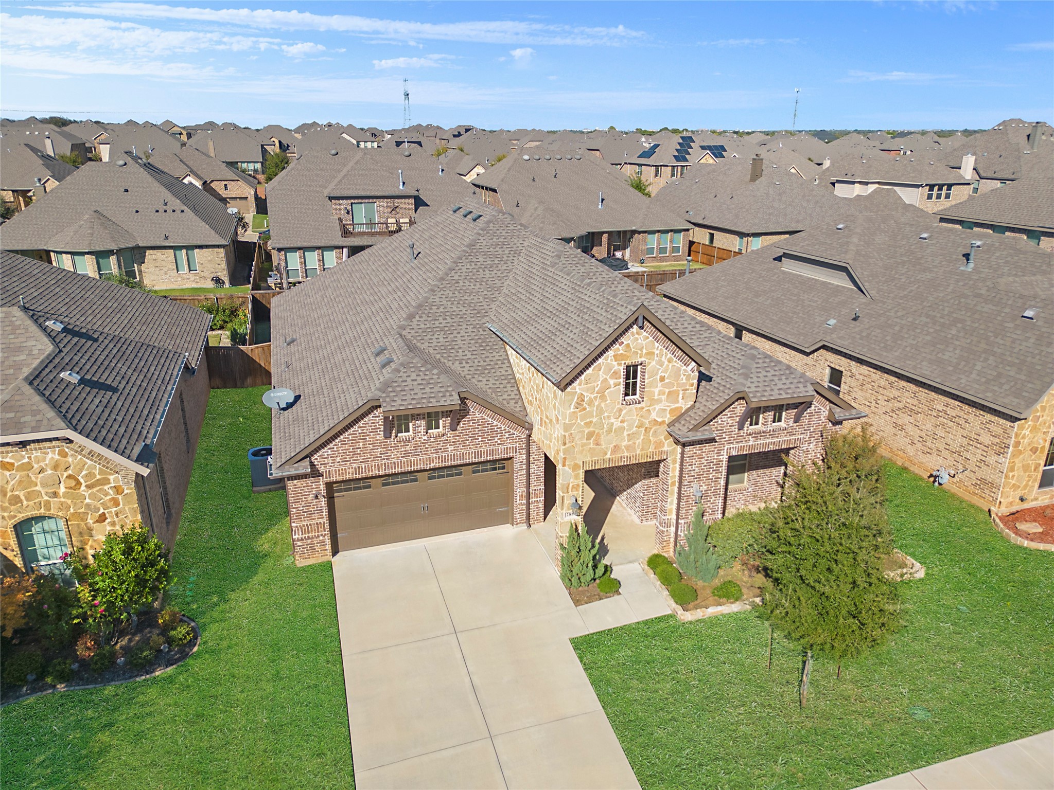 2811 Diamond Ridge Drive Arlington TX 76001