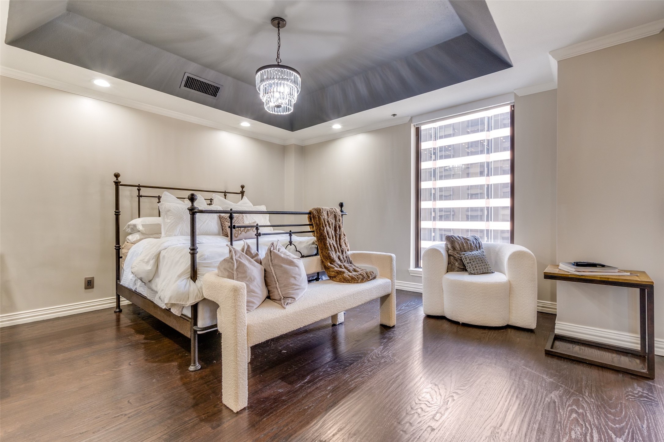 5909 Luther Lane Dallas TX 75225